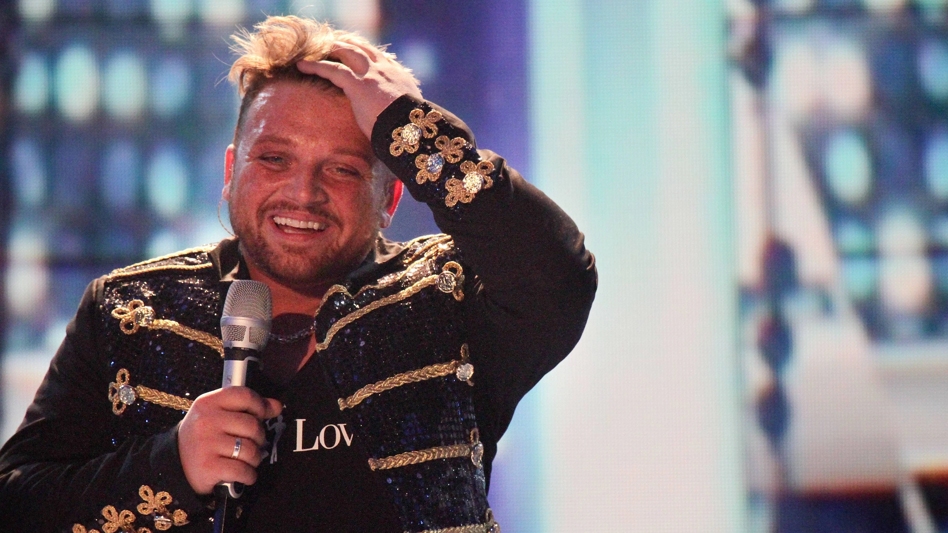 Das war Menowin Fröhlich im Jahr 2014. Damals verlor er im Finale, wurde Zweiter.