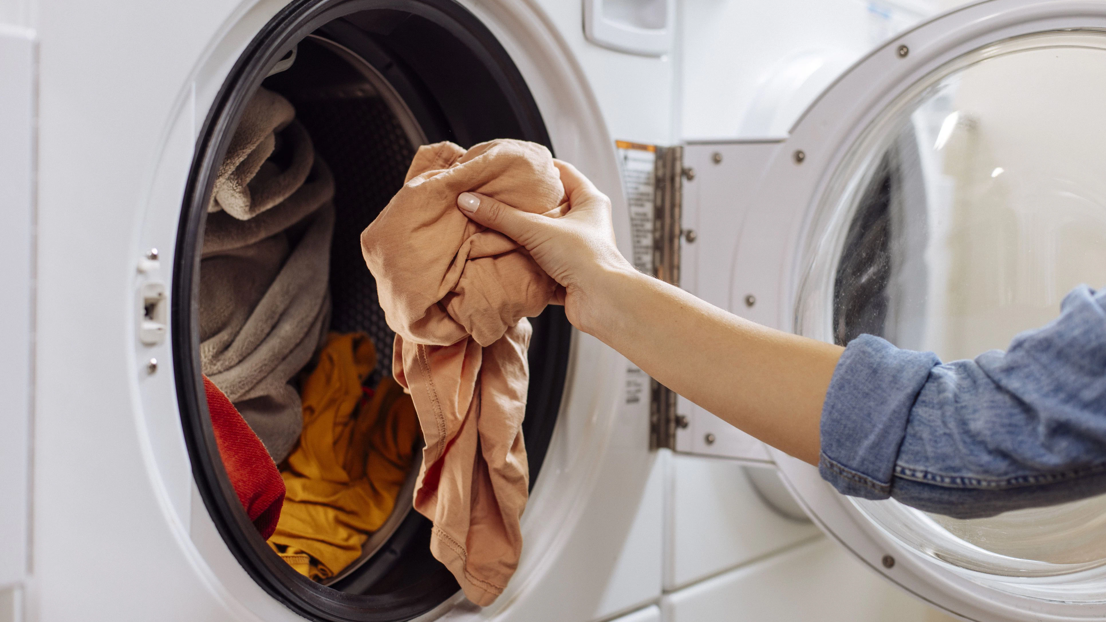 Heute.at - Diese 7 Kleidungsstücke sind für die Waschmaschine tabu