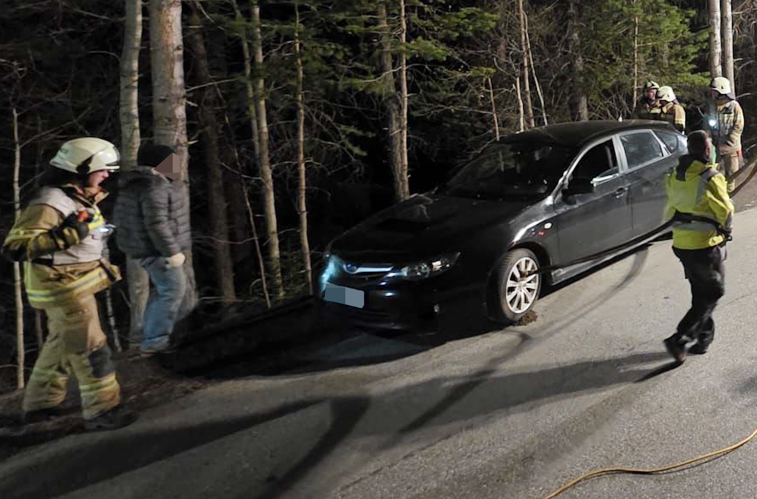 Heute.at - Autofahrer (44) geht nach Crash einfach nach Hause