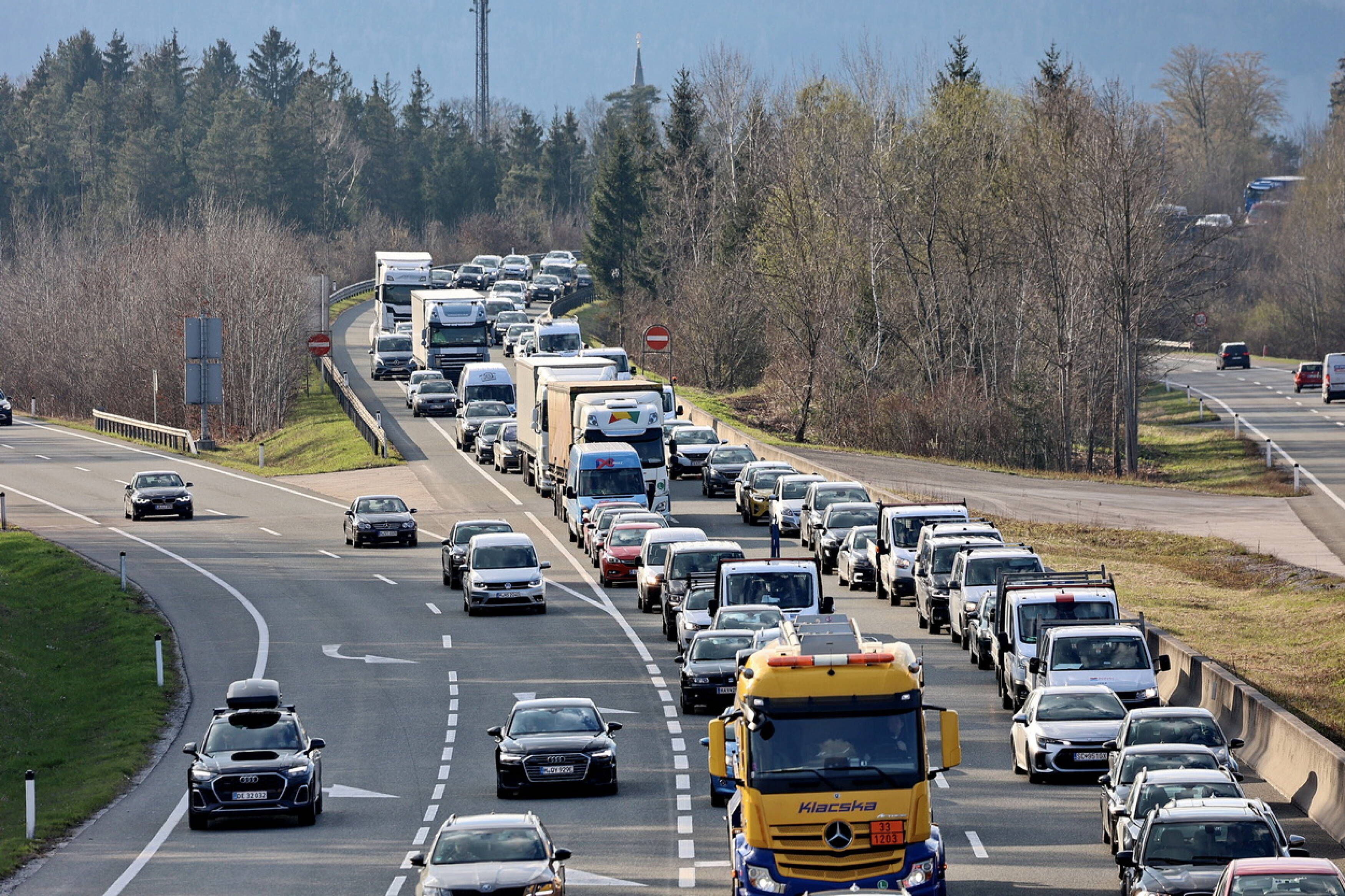 Heute.at - Seuchengefahr! Ministerium gibt Oster-Warnung aus