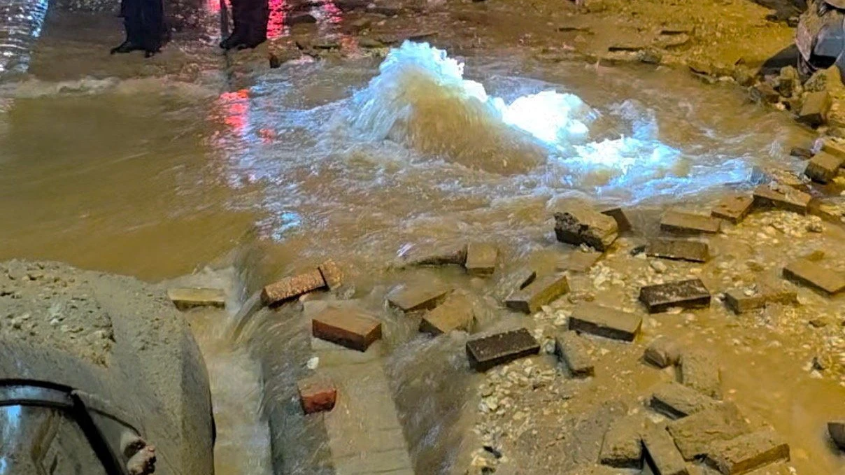 Heute.at - Israel meldet heftige Angriffswellen aus dem Iran