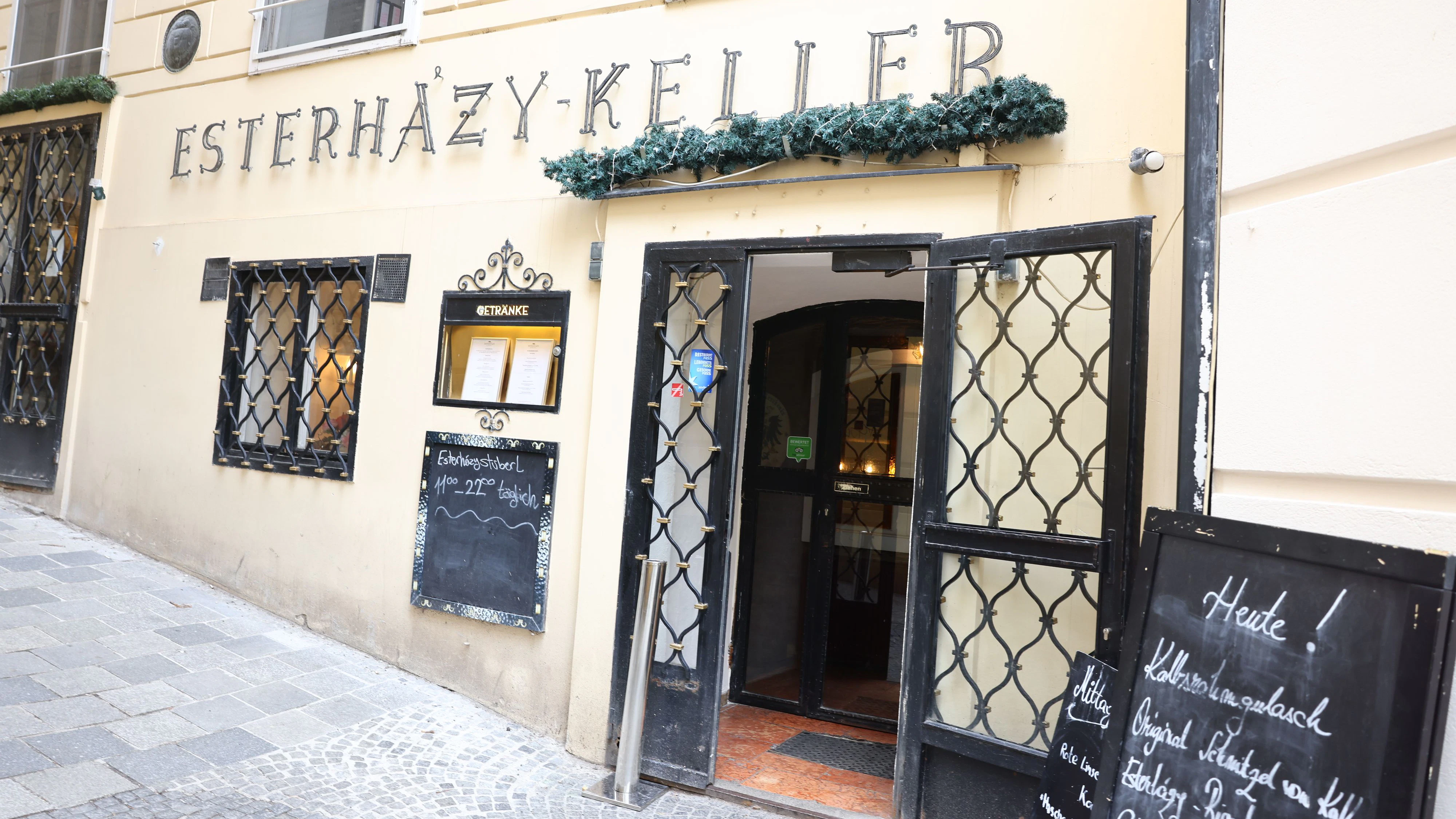 Heute.at - Berühmter City-Heuriger lockt mit Preisen wie damals