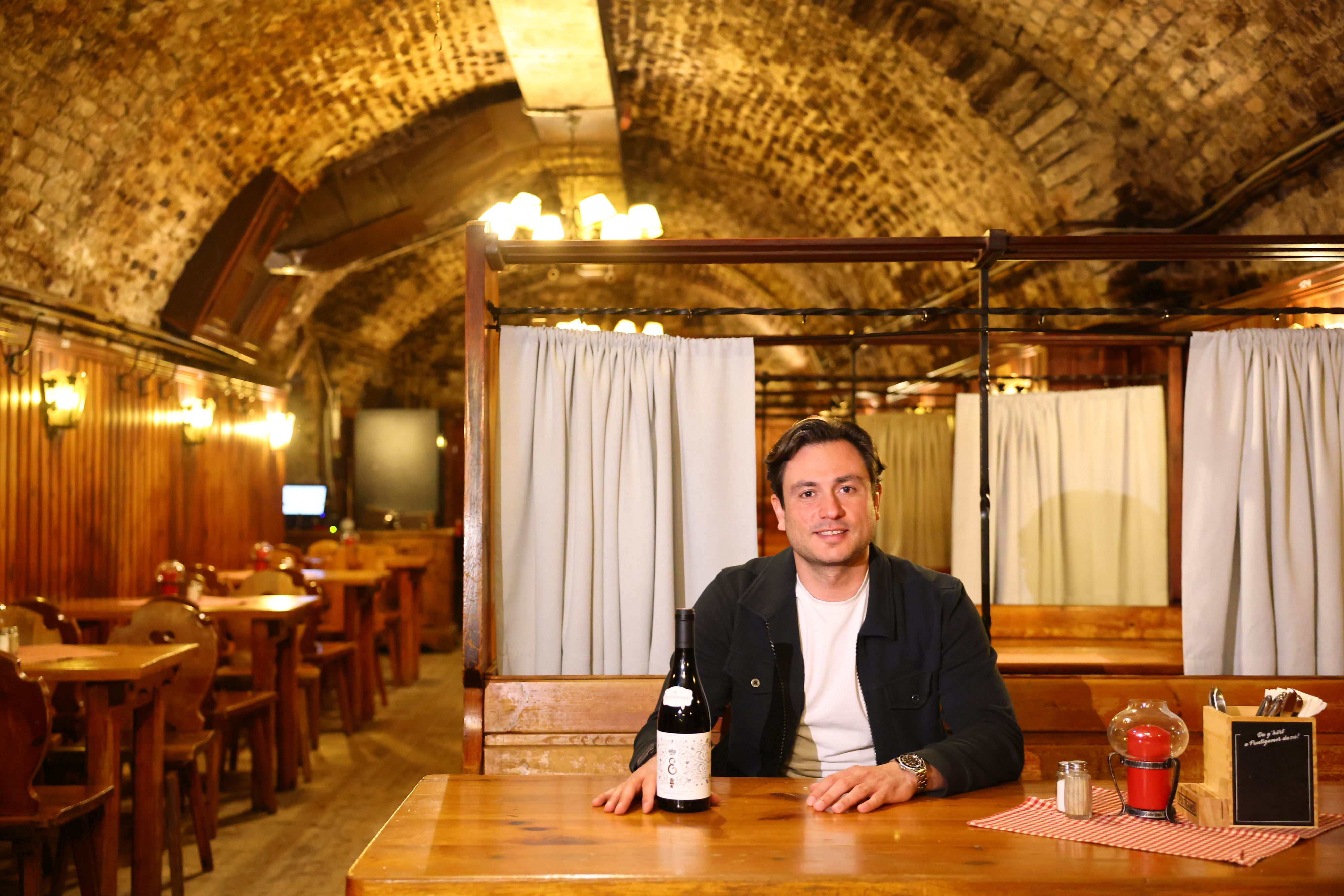 Heute.at - 343 Jahre alt – berühmter Heuriger sperrt wieder auf