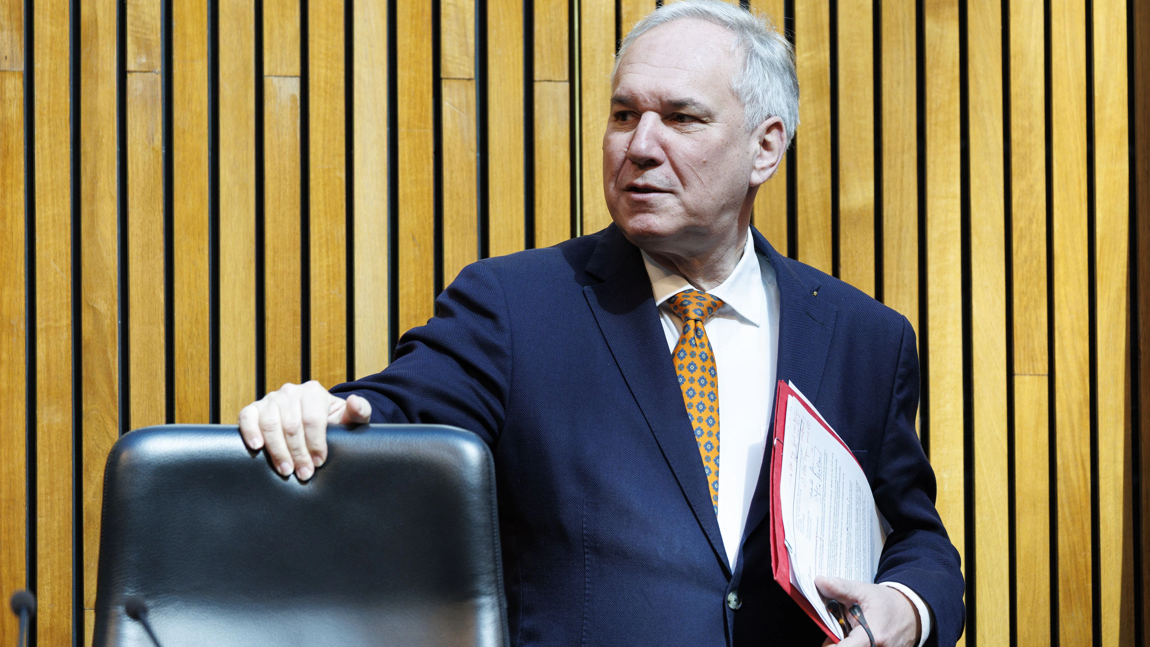 Heute.at - Inakzeptabel – SPÖ fordert Rücktritt von Rosenkranz