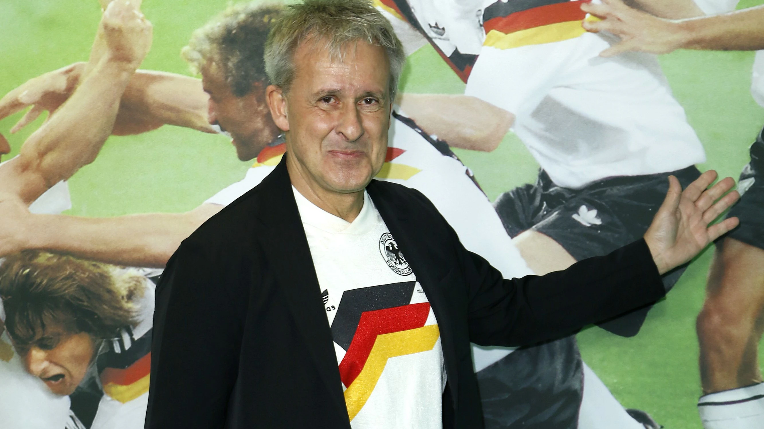 Pierre Littbarski wäre bereit gewesen.