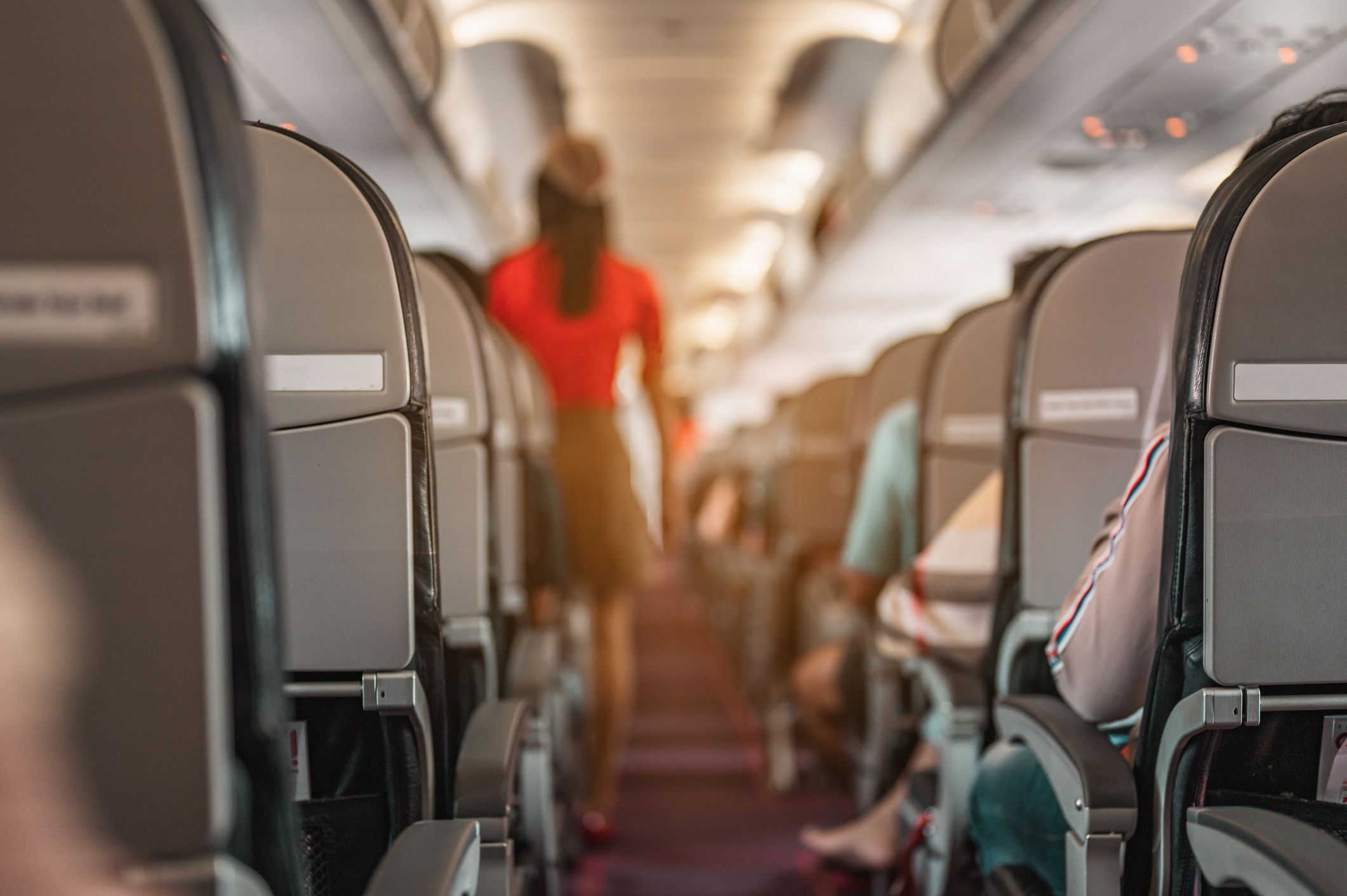 Bei Air India werden Flugbegleiterinnen und Flugbegleiter mit einem BMI von 30 künftig aus dem Flugplan genommen. (Symbolbild)