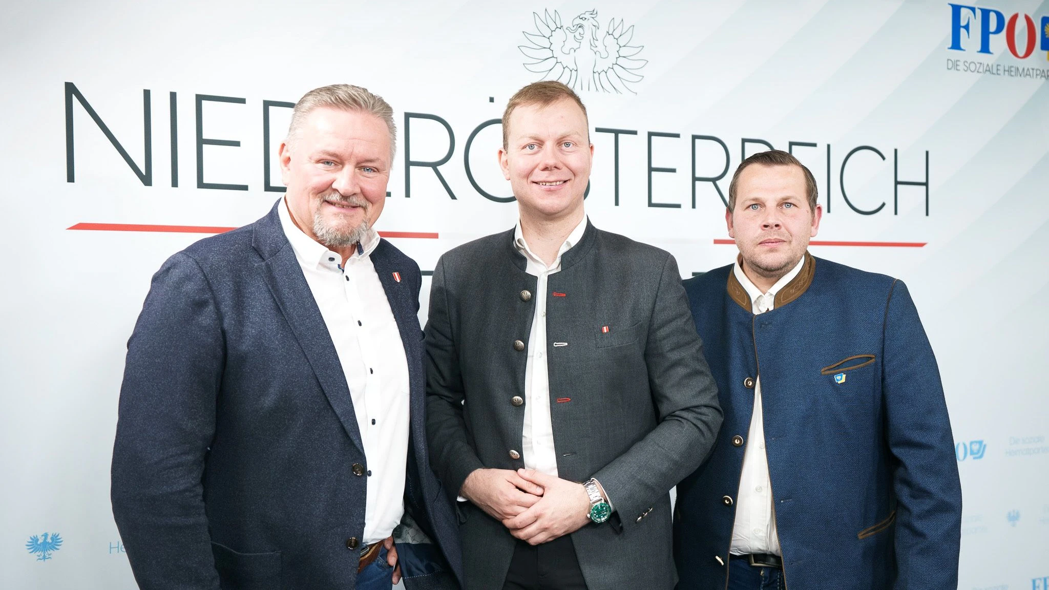 Der freiheitliche Europaparlamentarier Roman Haider, FPÖ Landwirtschaftssprecher NAbg. Peter Schmiedlechner (r.) sowie FPÖ Niederösterreich Landwirtschaftssprecher LAbg. Alexander Schnabel (M.)