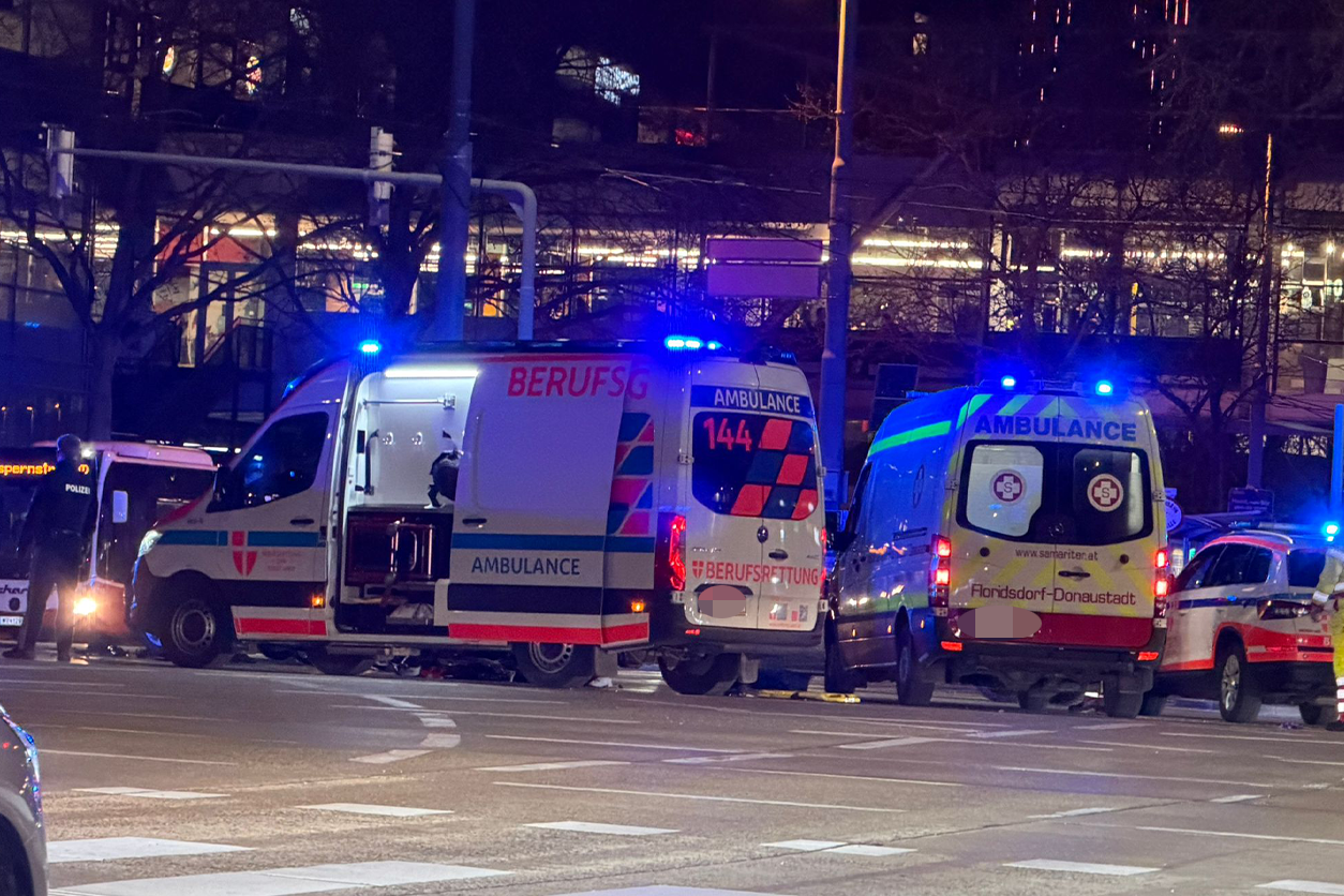 Heute.at - Schwerer Motorrad-Crash in Wien fordert Verletzten