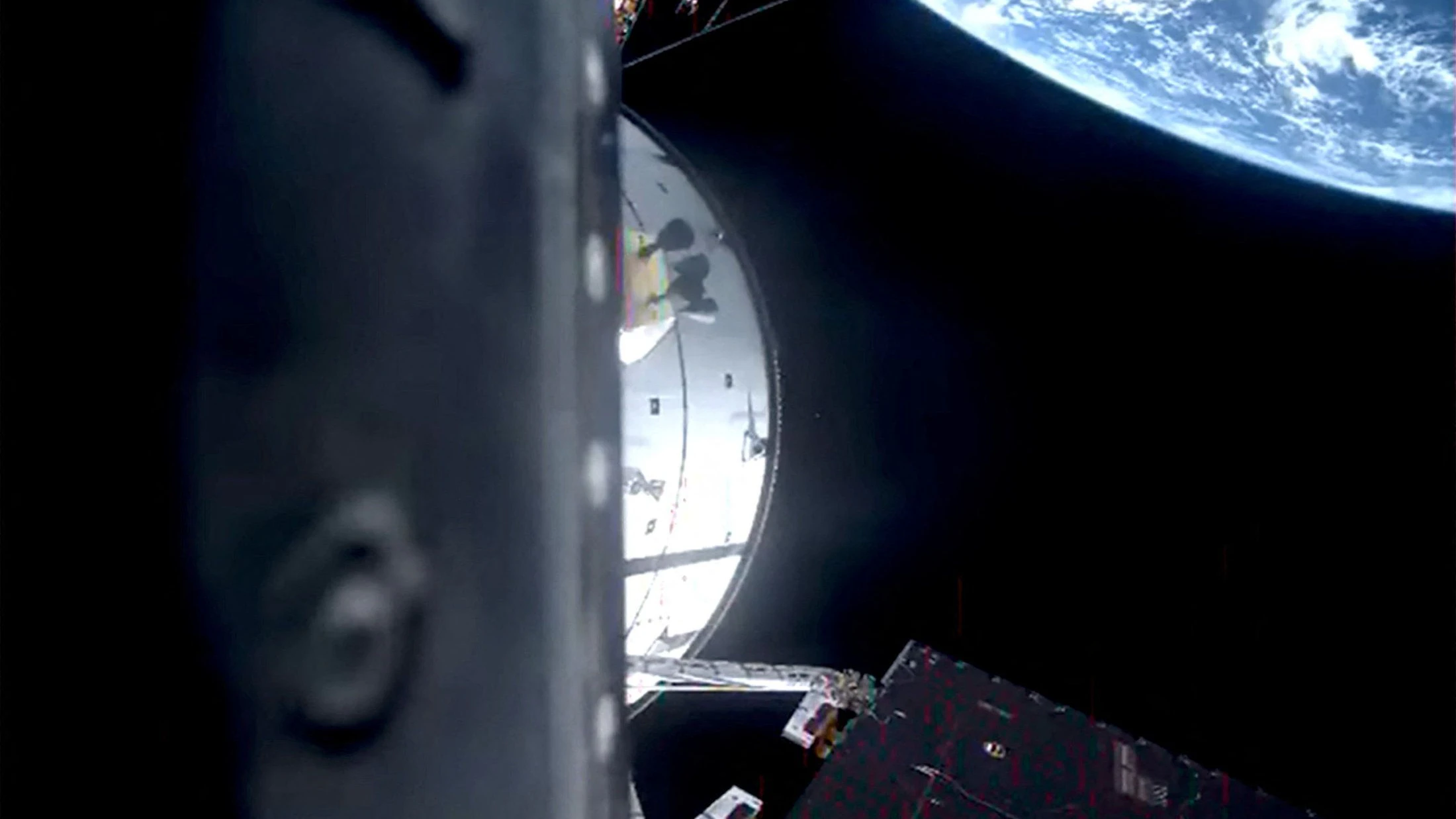 Heute.at - Nasa stellt Kontakt zu Artemis-2-Astronauten wieder her