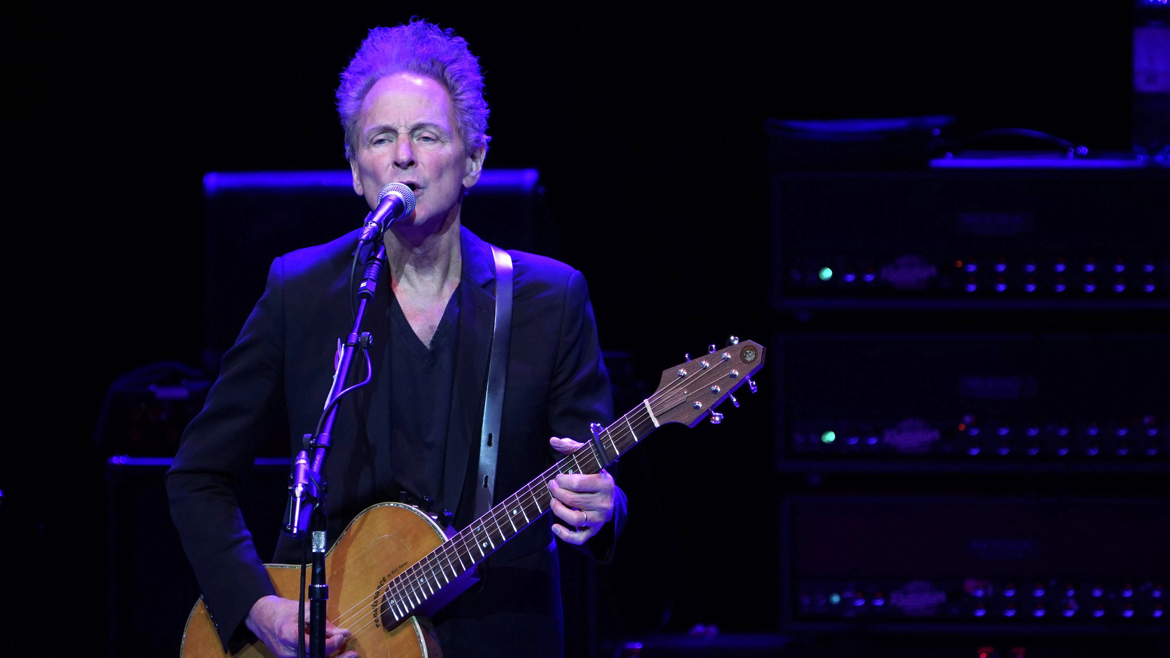 Heute.at - Fleetwood-Mac-Star von Stalkerin attackiert