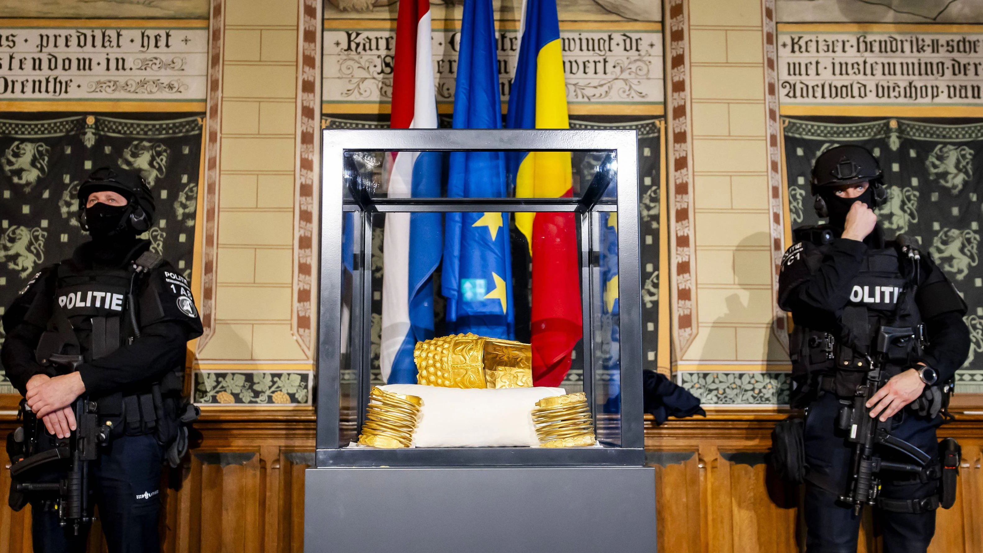 Heute.at - Deal mit Dieben! 2.500 Jahre alter Goldschatz wieder da