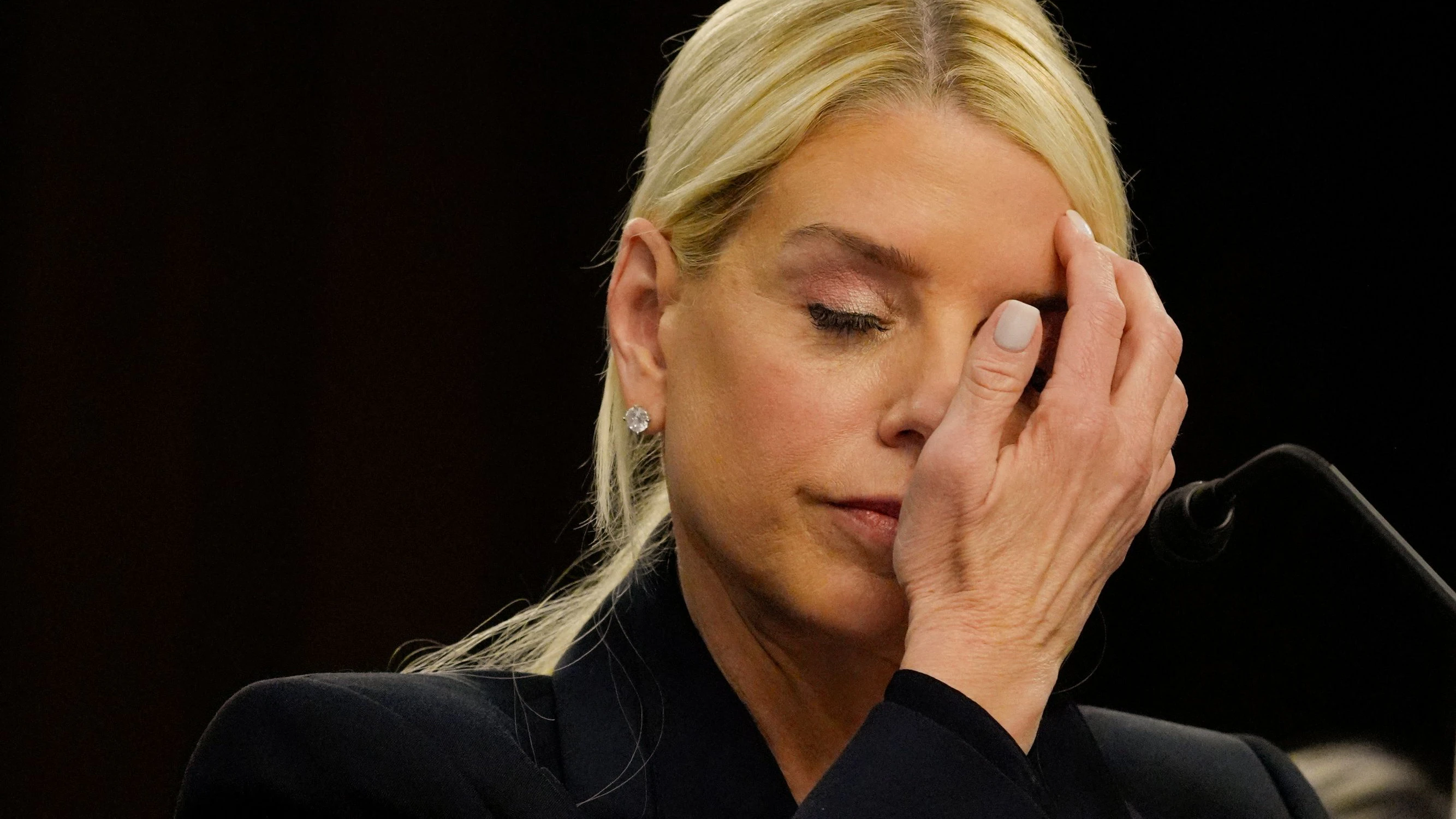 Heute.at - Trump schmeißt auch Justizministerin Pam Bondi raus
