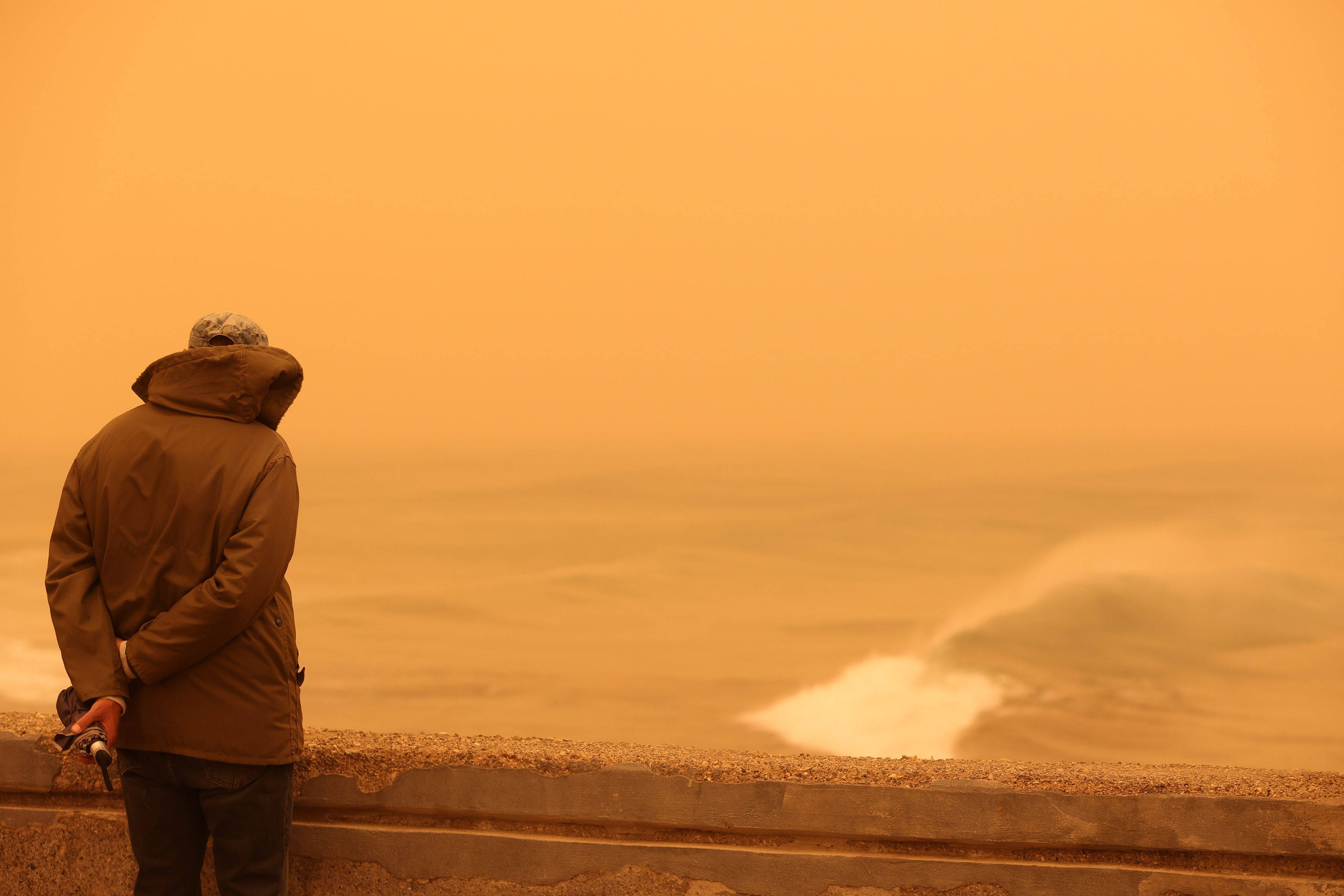 Heute.at - Unter Auto eingeklemmt – Unwetter fordern Todesopfer