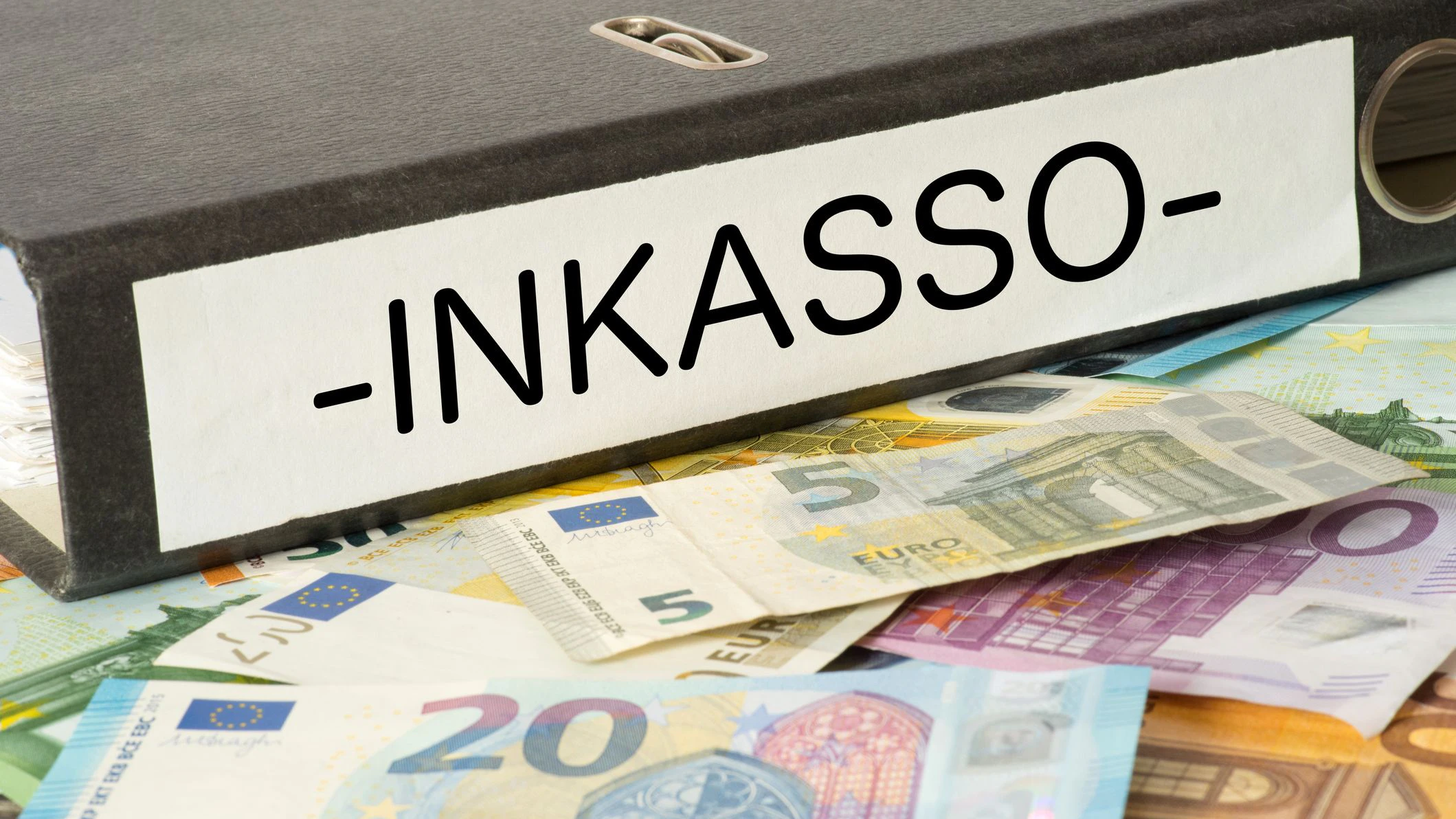 Heute.at - Vater stirbt, dann soll Kärntnerin 13.000 Euro zahlen