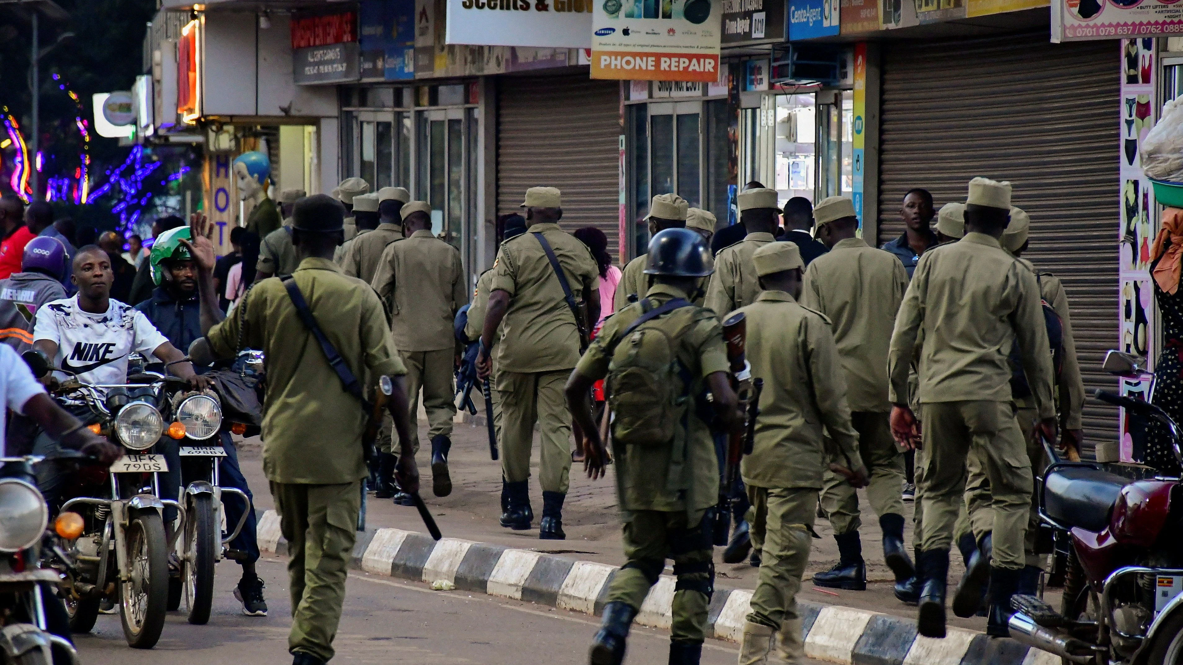 Heute.at - Vier Kindergarten-Kinder bei Messerangriff erstochen