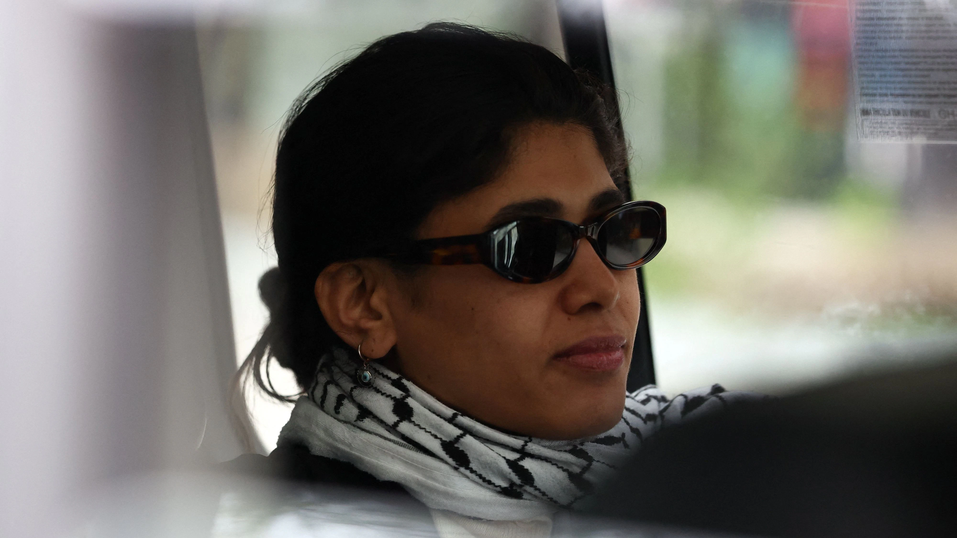 Heute.at - Pro-Palästina-Politikerin von der Polizei festgenommen