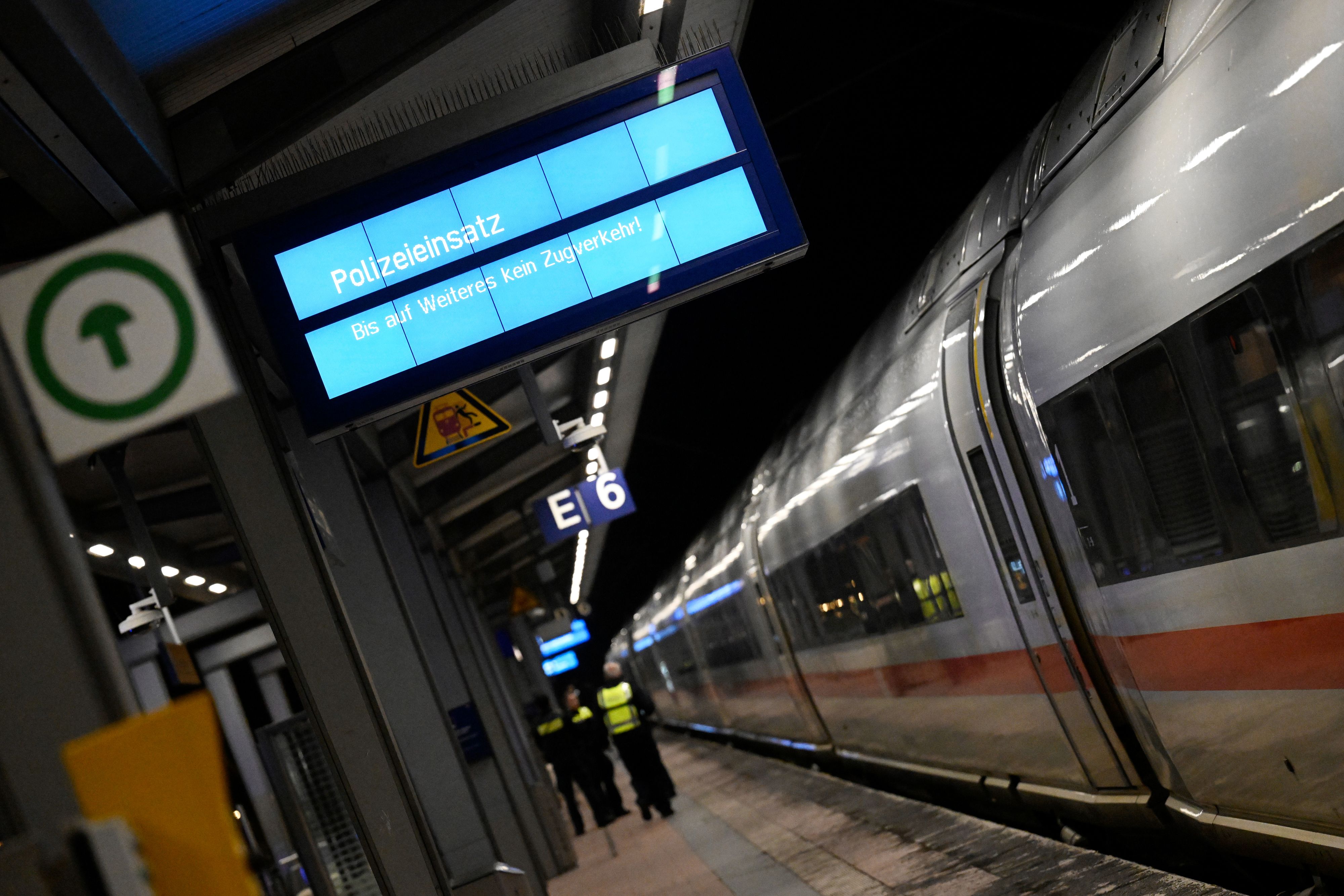 Der Zug wurde evakuiert.