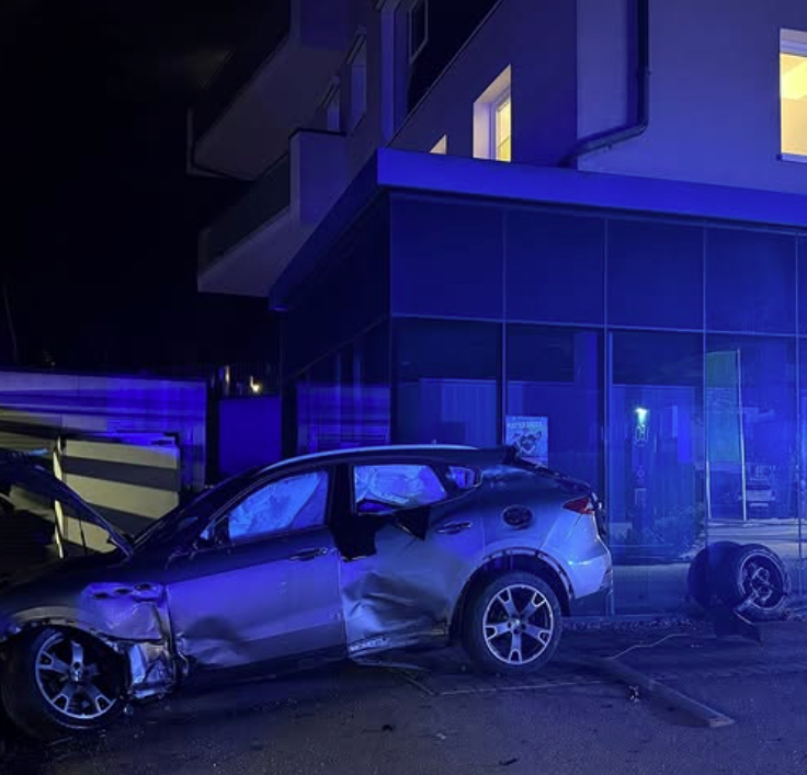 Ein alkoholisierter Lenker verursachte einen Unfall.