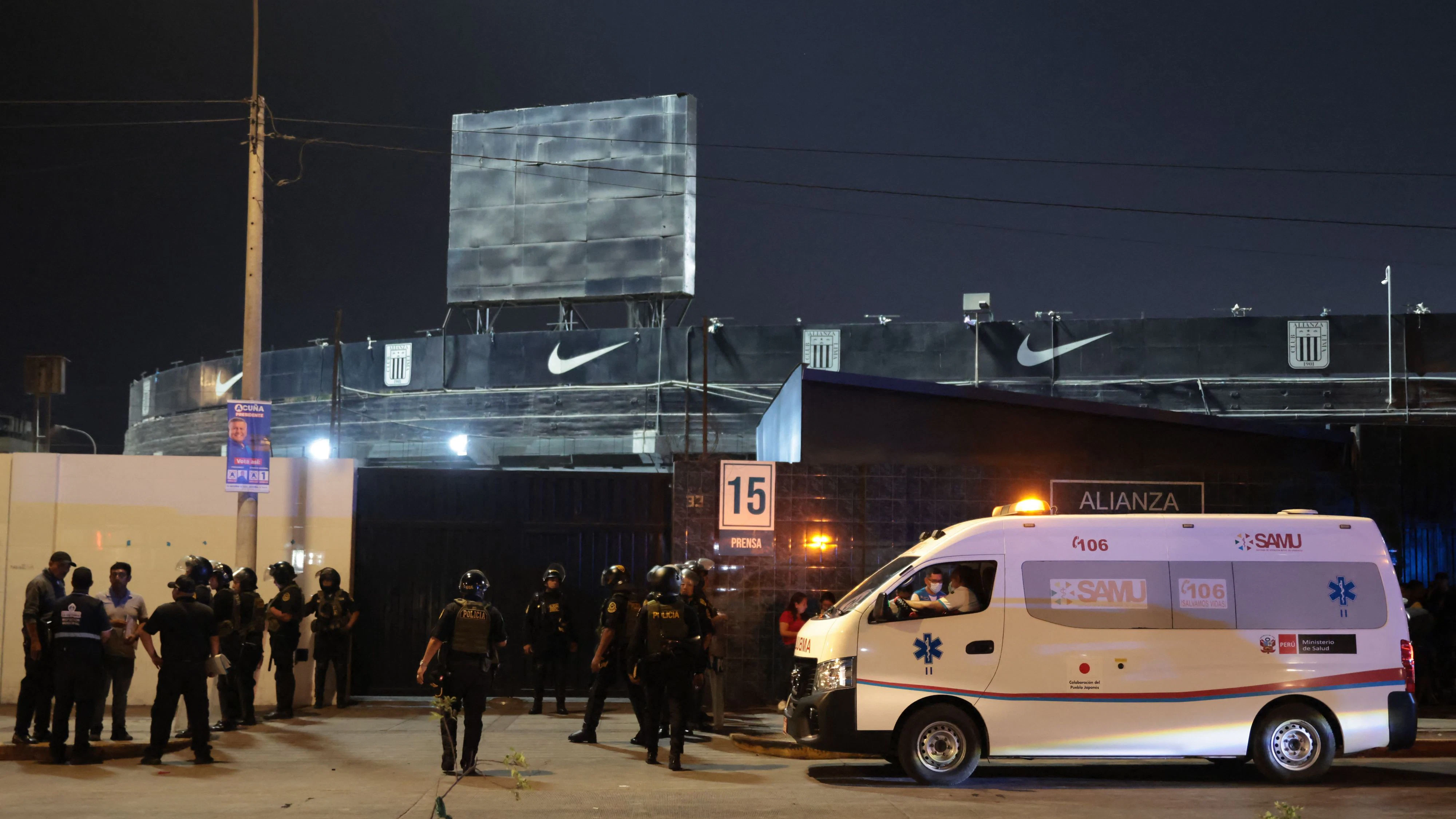 Heute.at - Kurz vor Derby eskaliert Lage – ein Toter, 47 Verletzte