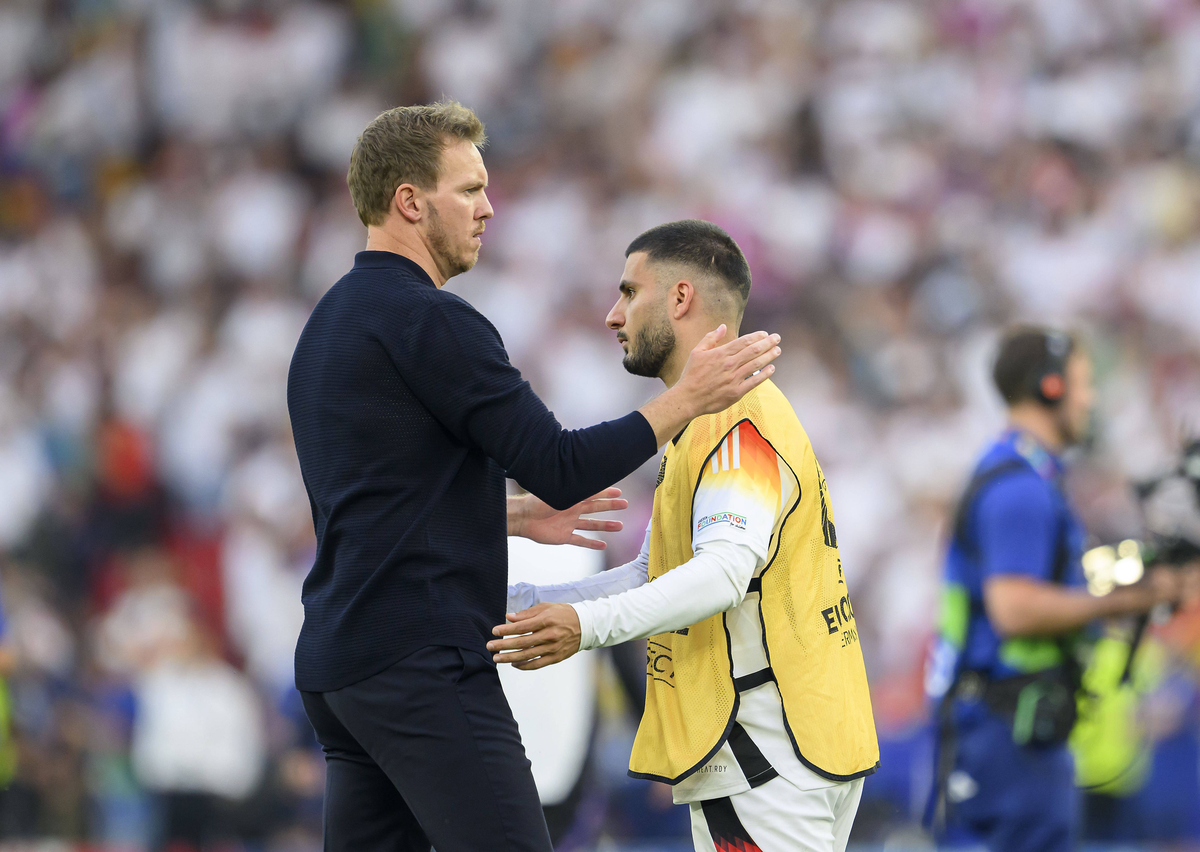 DFB-Trainer Julian Nagelsmann und Deniz Undav 