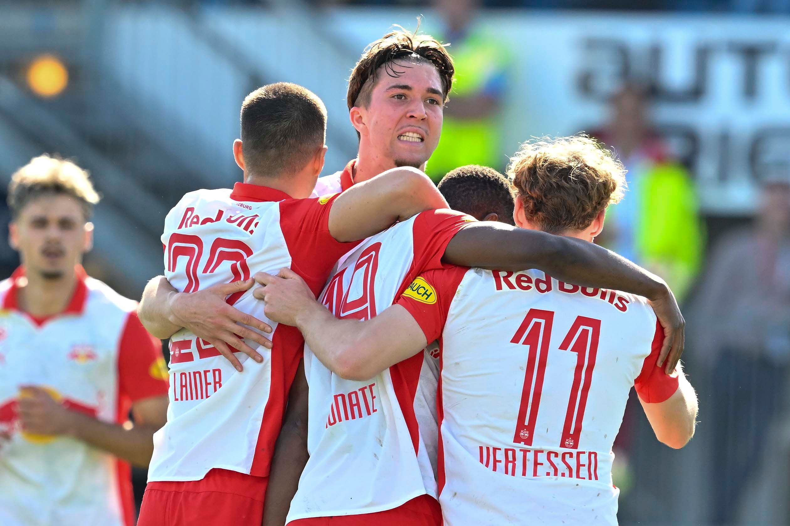 Jubel bei den Salzburgern nach dem Doppelschlag. 