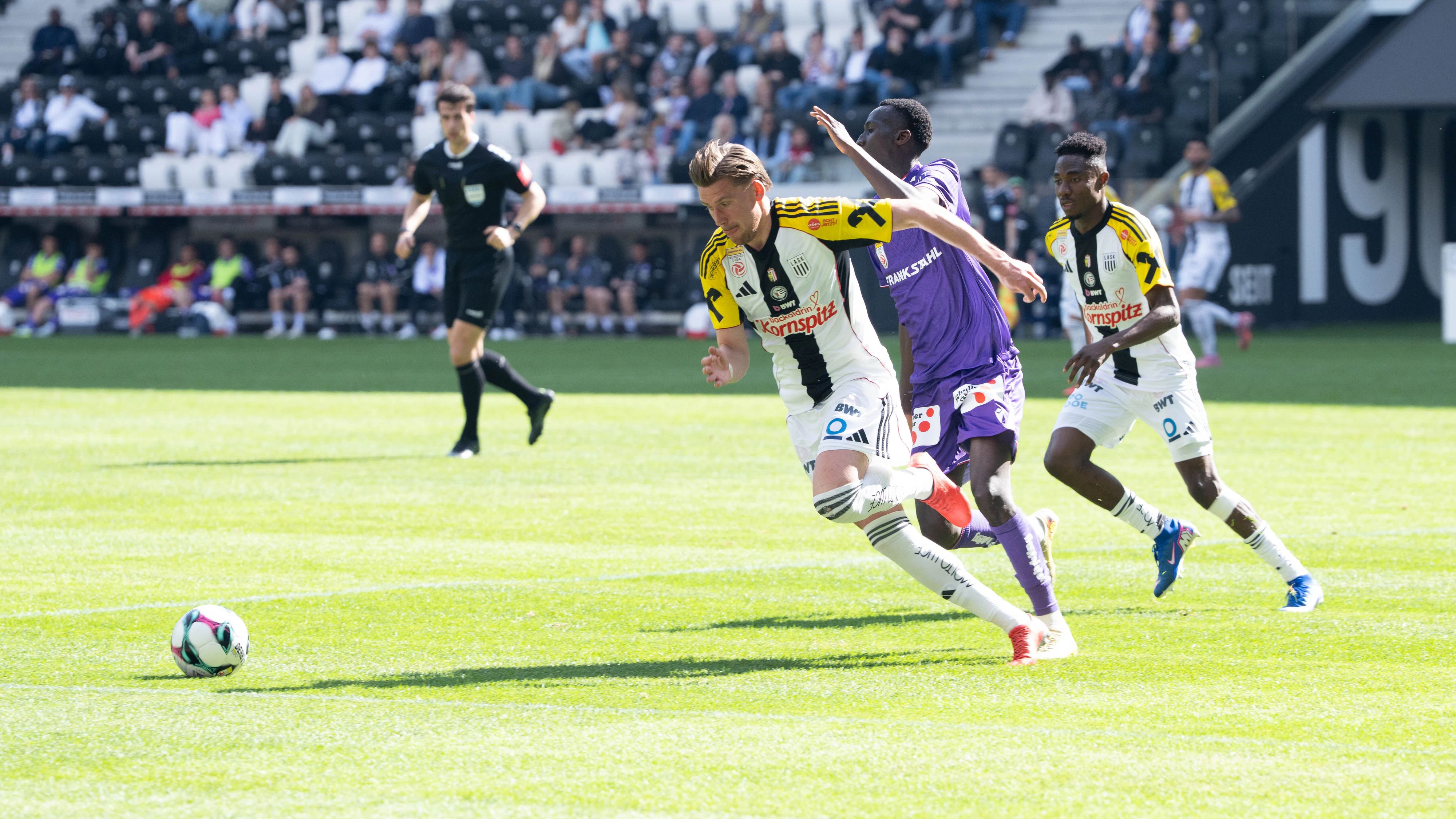 Kasper Joergensen setzte sich mit dem LASK klar gegen die Austria durch. 