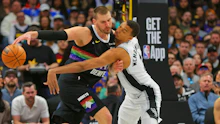 NBA: Jokic schlägt Wembanyama im Duell der Superstars