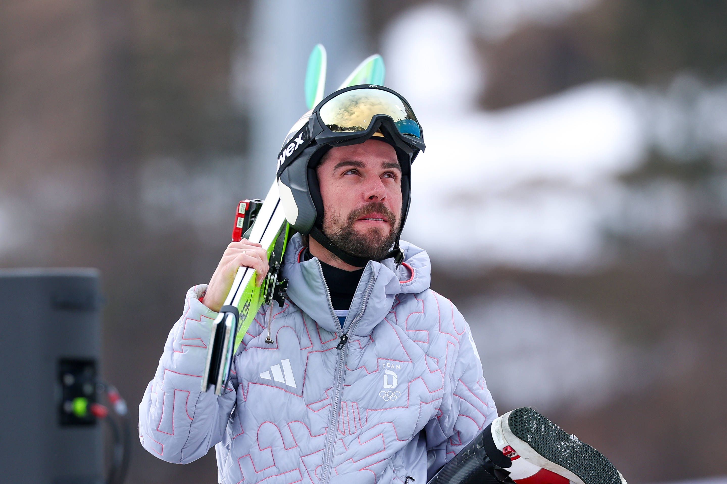Heute.at - Ski-Star reißt sich Wochen nach Rücktritt das Kreuzband