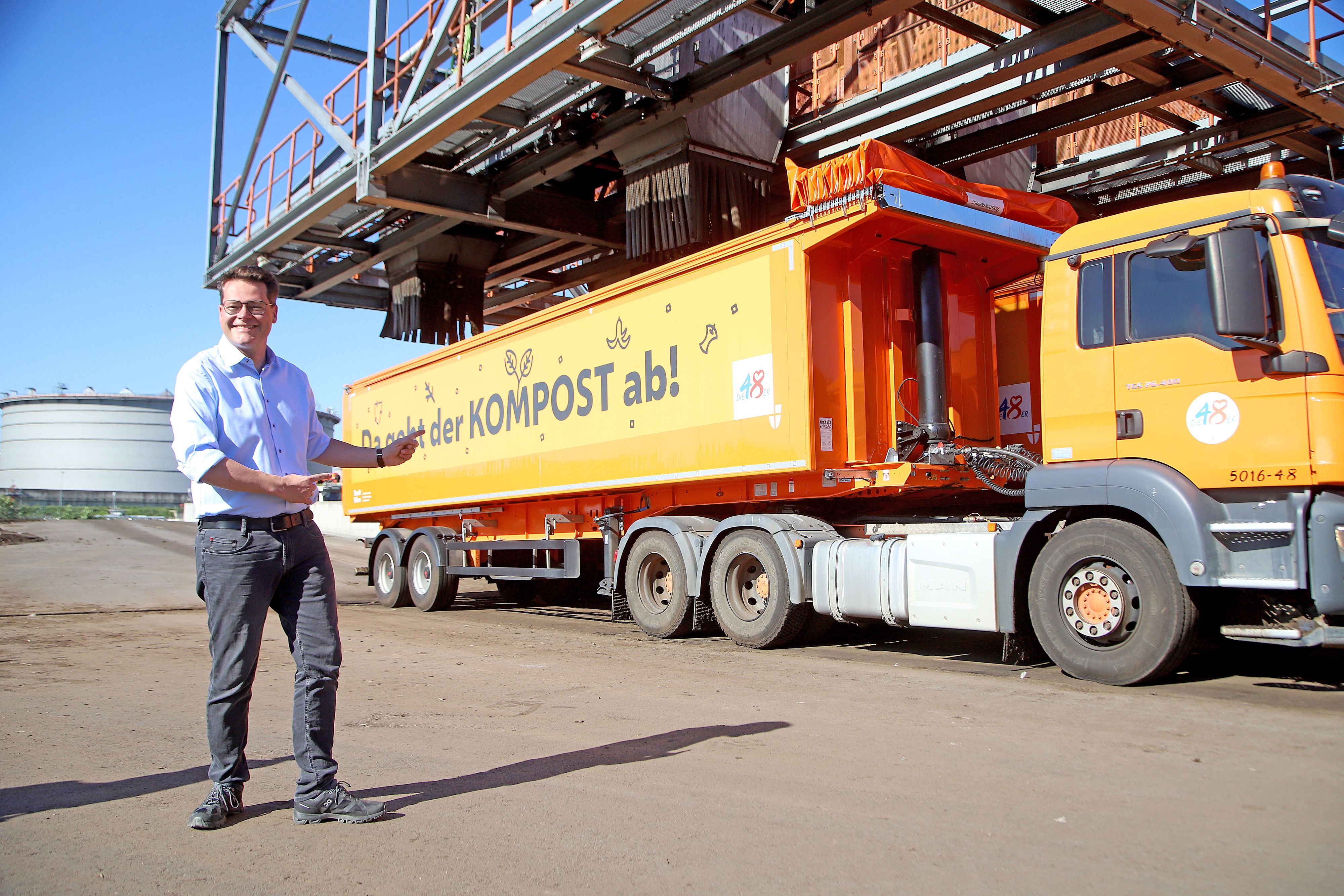 Klimastadtrat Jürgen Czernohorszky (SP) besuchte das Kompostwerk Lobau der MA 48.