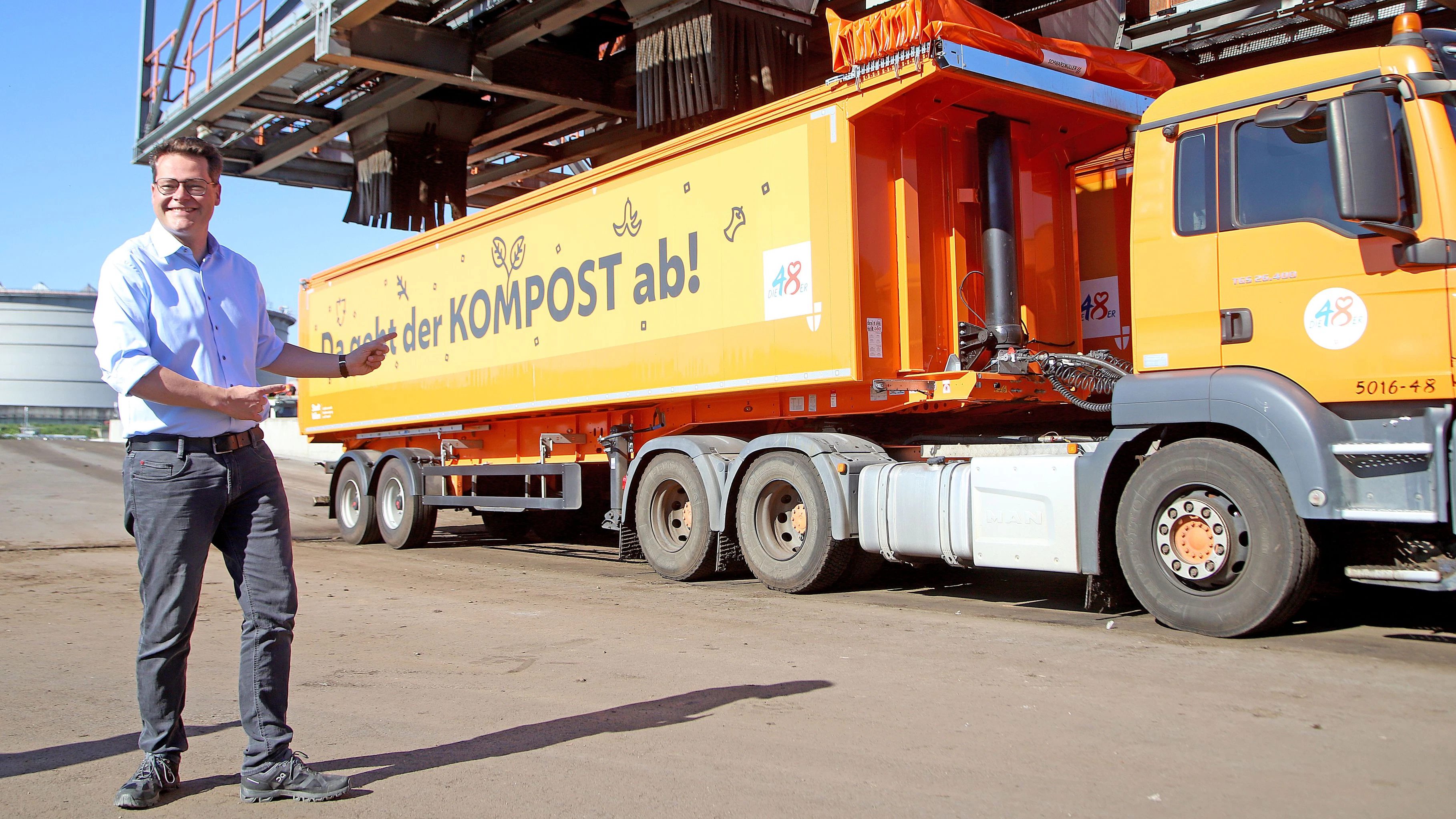 Klimastadtrat Jürgen Czernohorszky (SP) besuchte das Kompostwerk Lobau der MA 48.