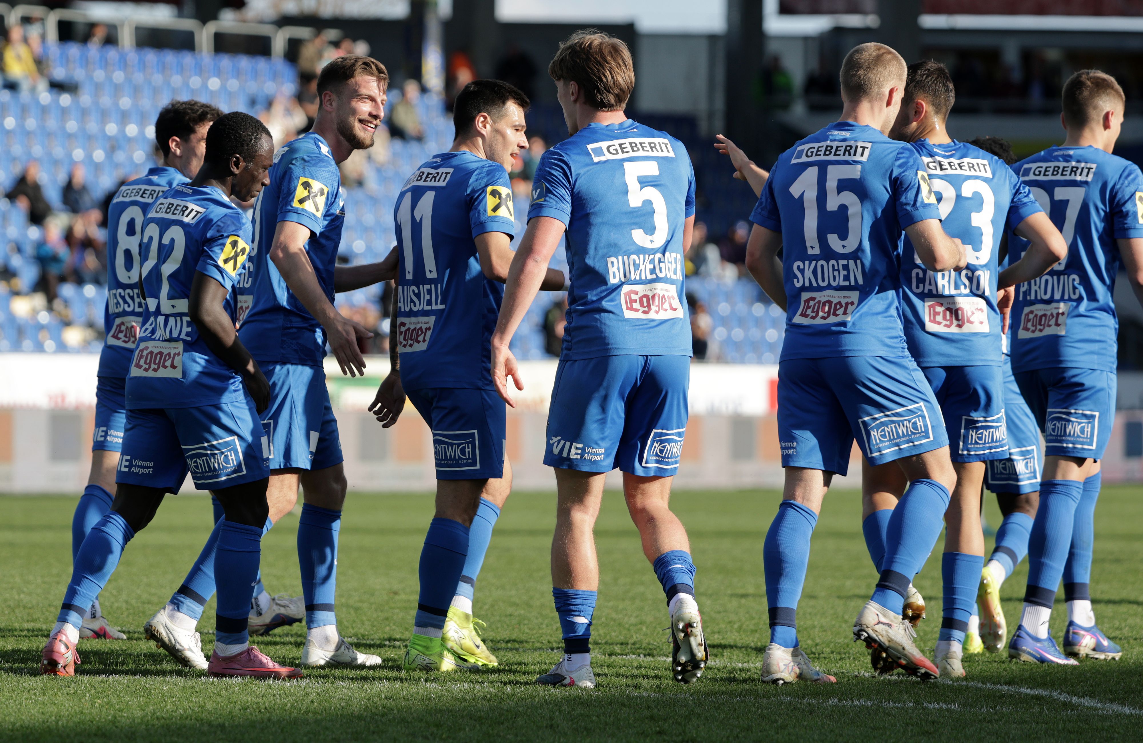 In St. Pölten freut man sich über die Tabellenführung.