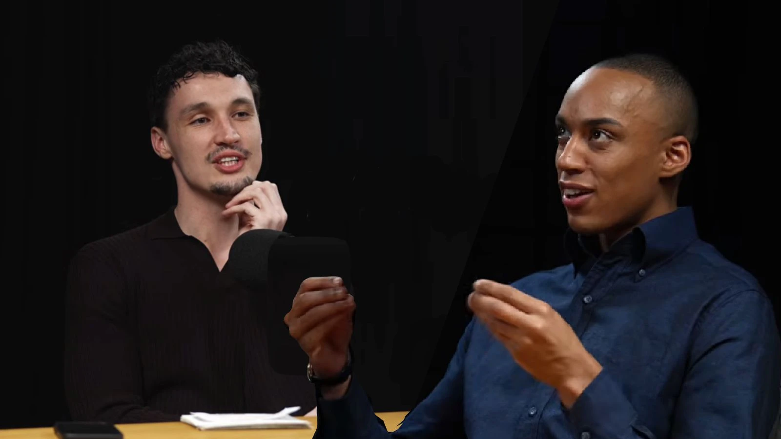 ORF-Moderator Stefan Lenglinger im Gespräch mit Podcaster Lukas Riegler (l.)