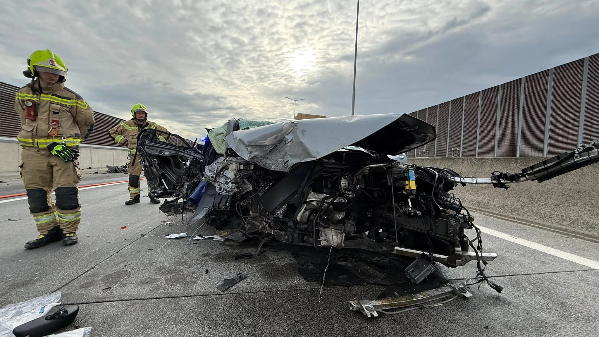 Heute.at - Unfall-Tragödie – Mädchen (17) stirbt am Beifahrersitz