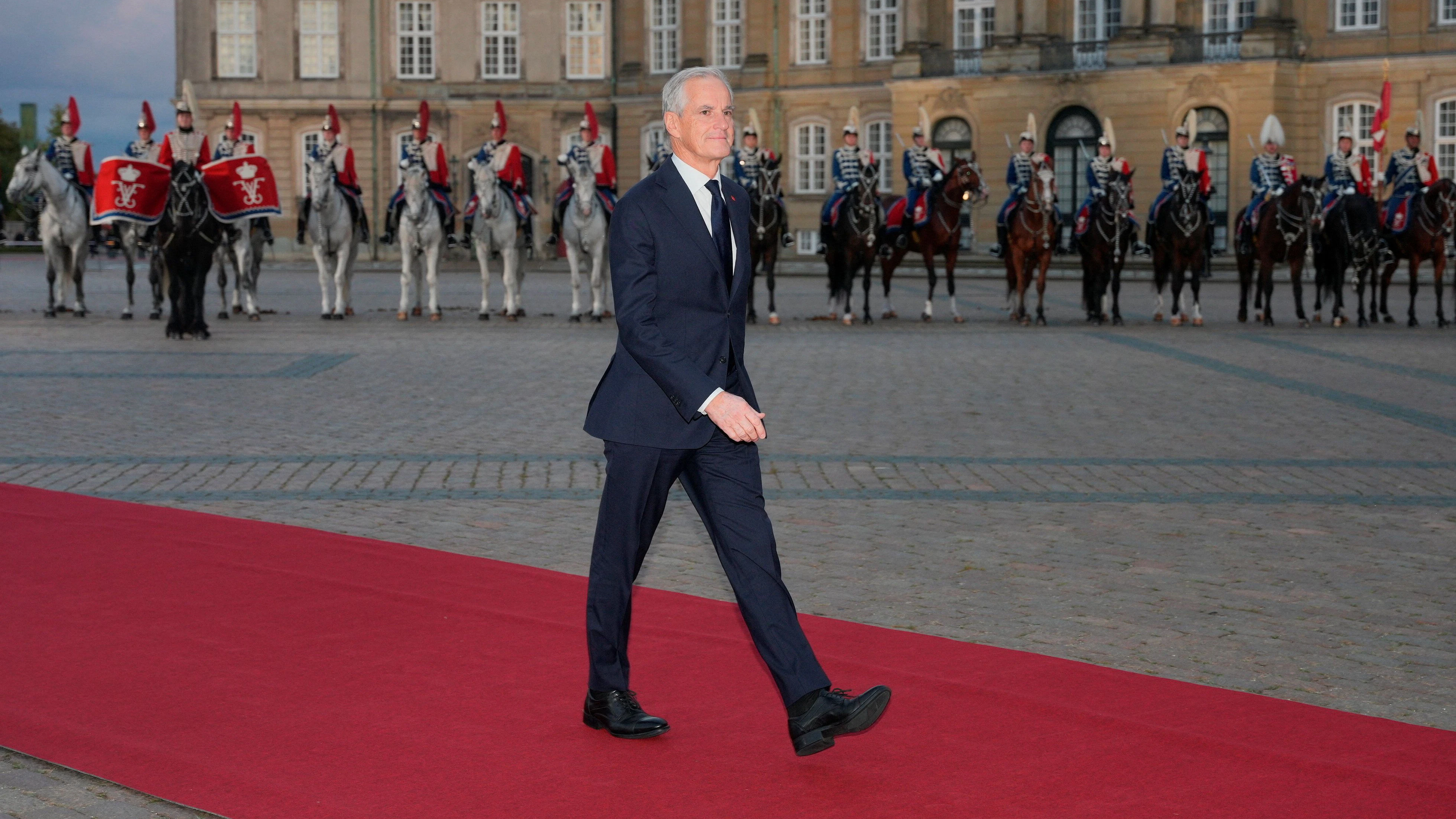 Der Vorteil von Reichtum für Ministerpräsident Jonas Gahr Store: Er kann schwierige Entscheidungen aufschieben