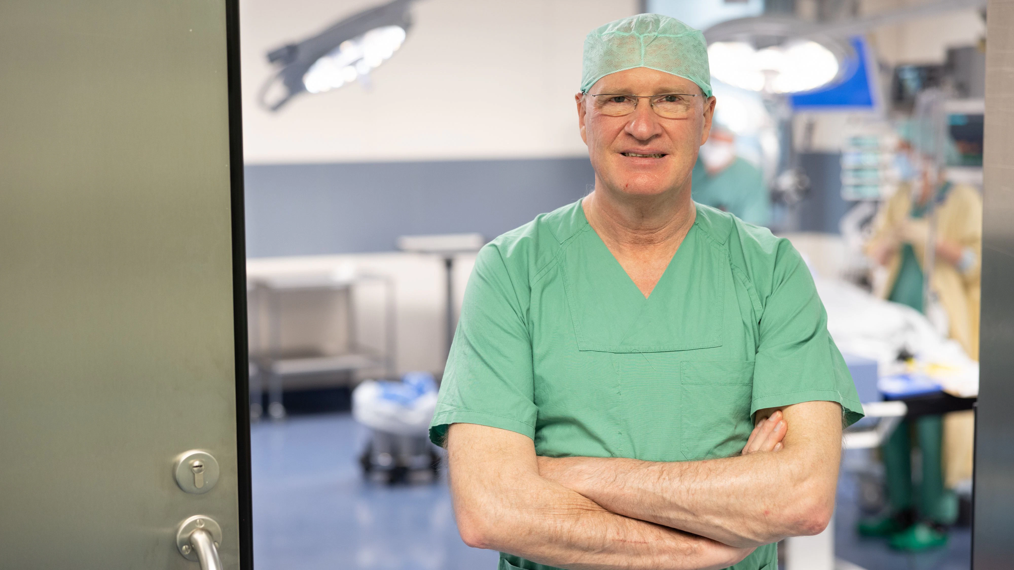 Heute.at - Doskozil-Arzt erklärt OP: Sprechen muss man lernen