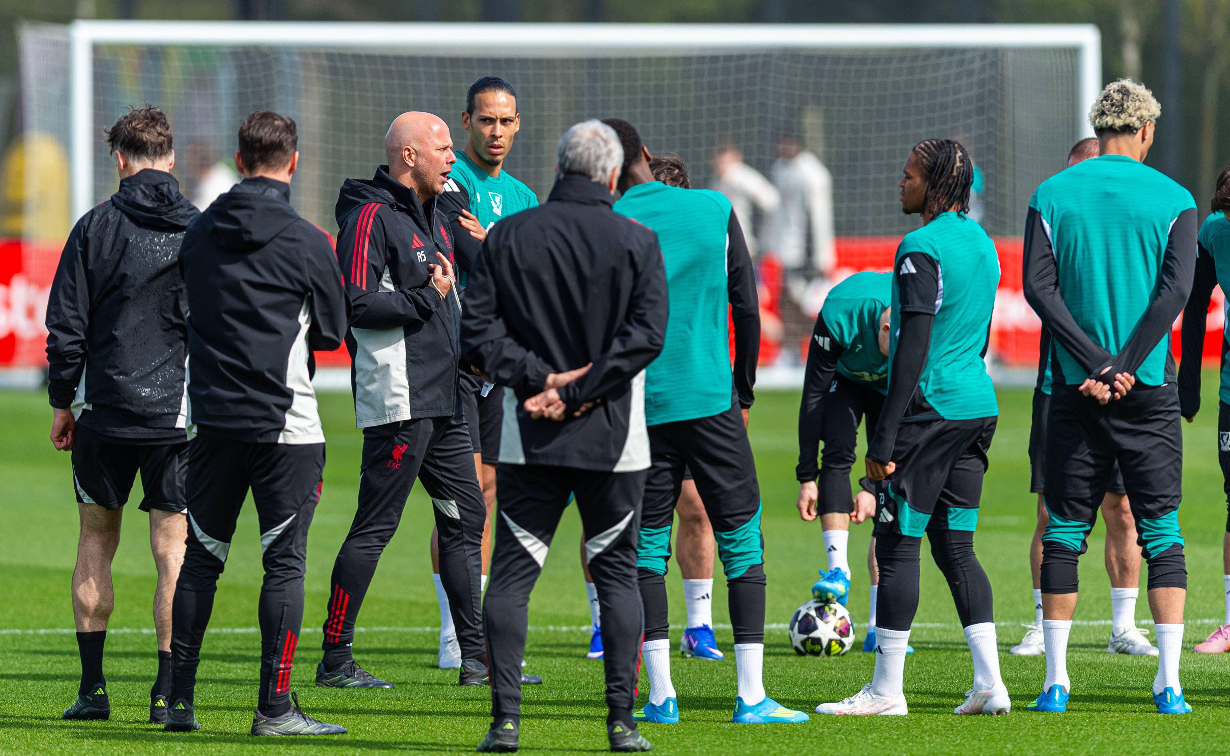 Arne Slot ist bei Liverpool angezählt