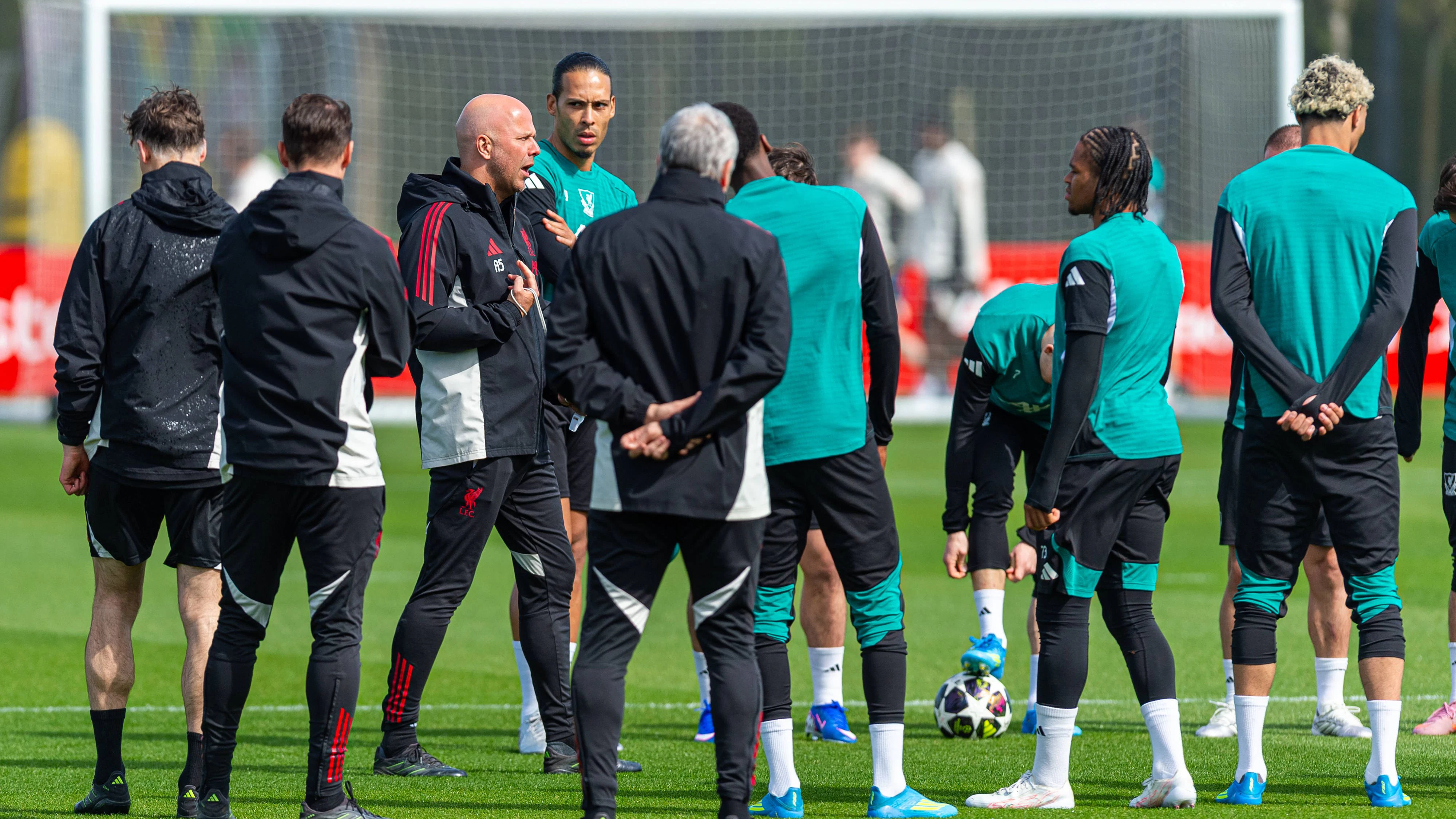 Arne Slot ist bei Liverpool angezählt