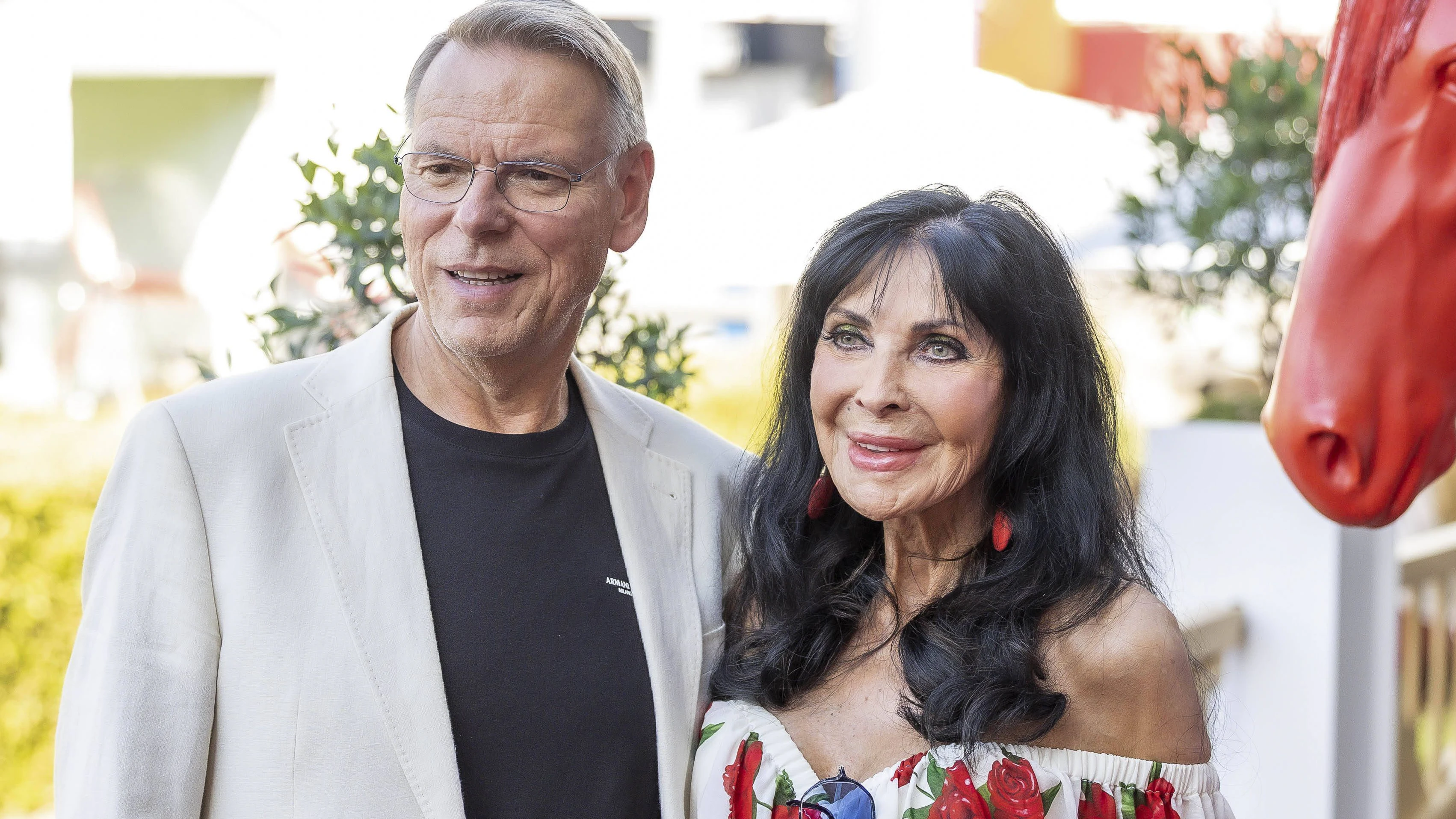 Dunja Rajter mit ihren Mann Michael Eichler im Juli 2025.