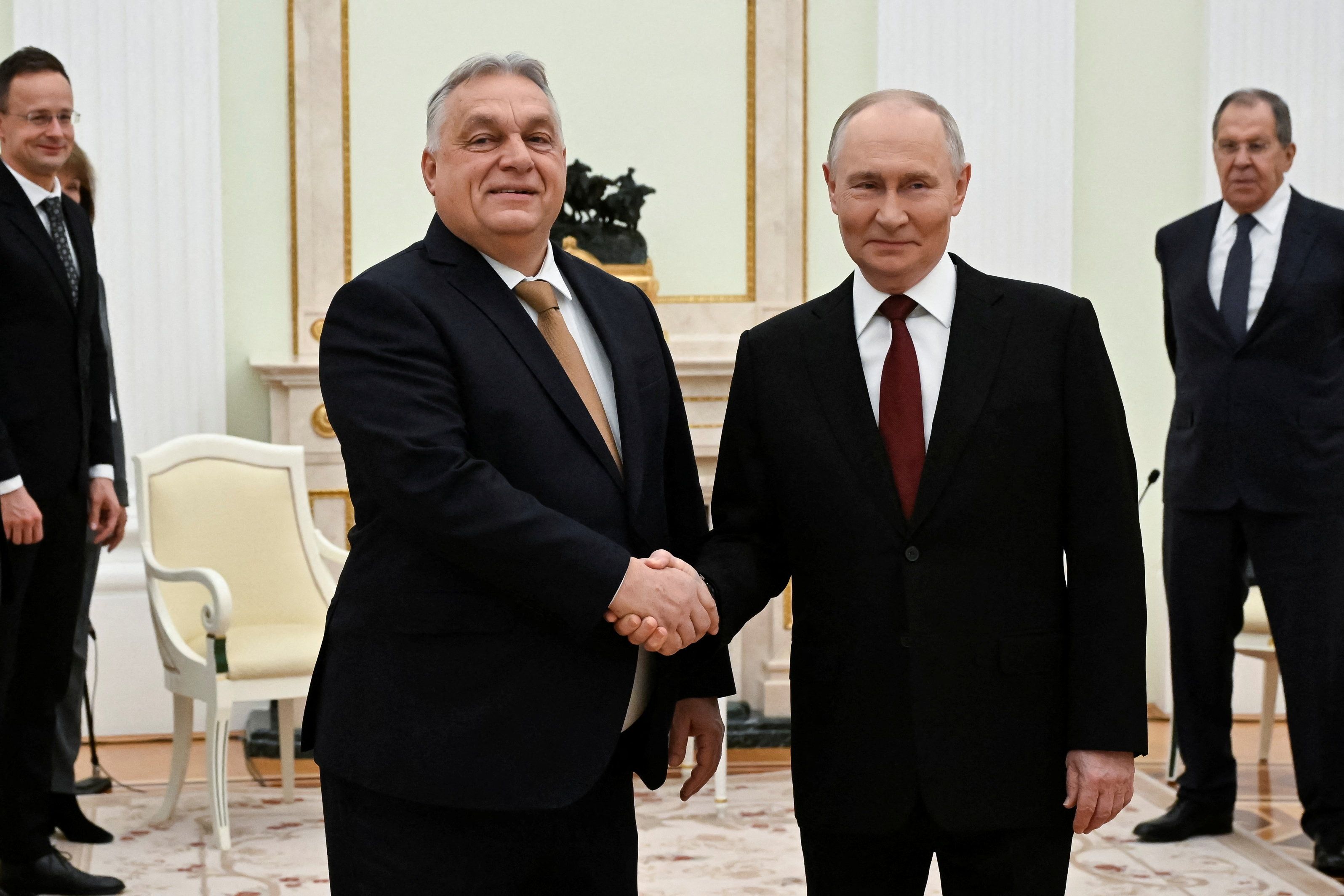 Ein brisantes Telefonat zwischen Viktor Orbán und Wladimir Putin sorgt für Wirbel.