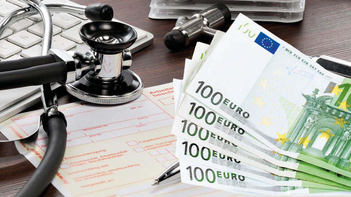 Eine Frau meldete sich am ersten Arbeitstag krank – blieb fast 2 Jahre daheim.