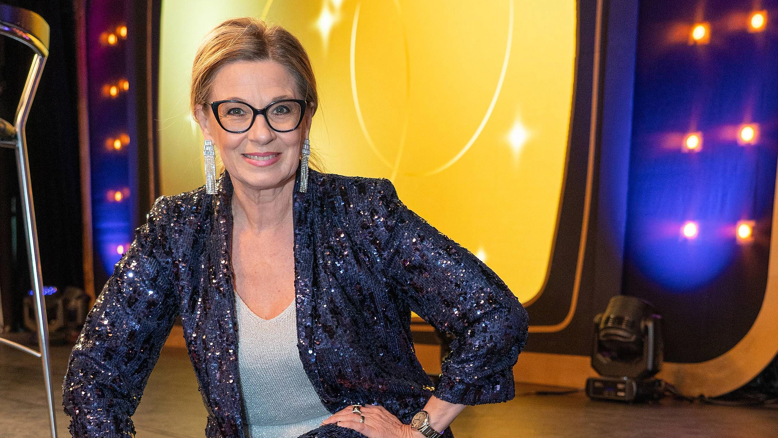 Aufzeichnung von ´Ein Fest fürs für das Fernsehen´ mit Vera Russwurm als Moderatorin, Wiener Metropol, Wien, 2.12.2025,  -  Christa KUMMER (Portrait) 