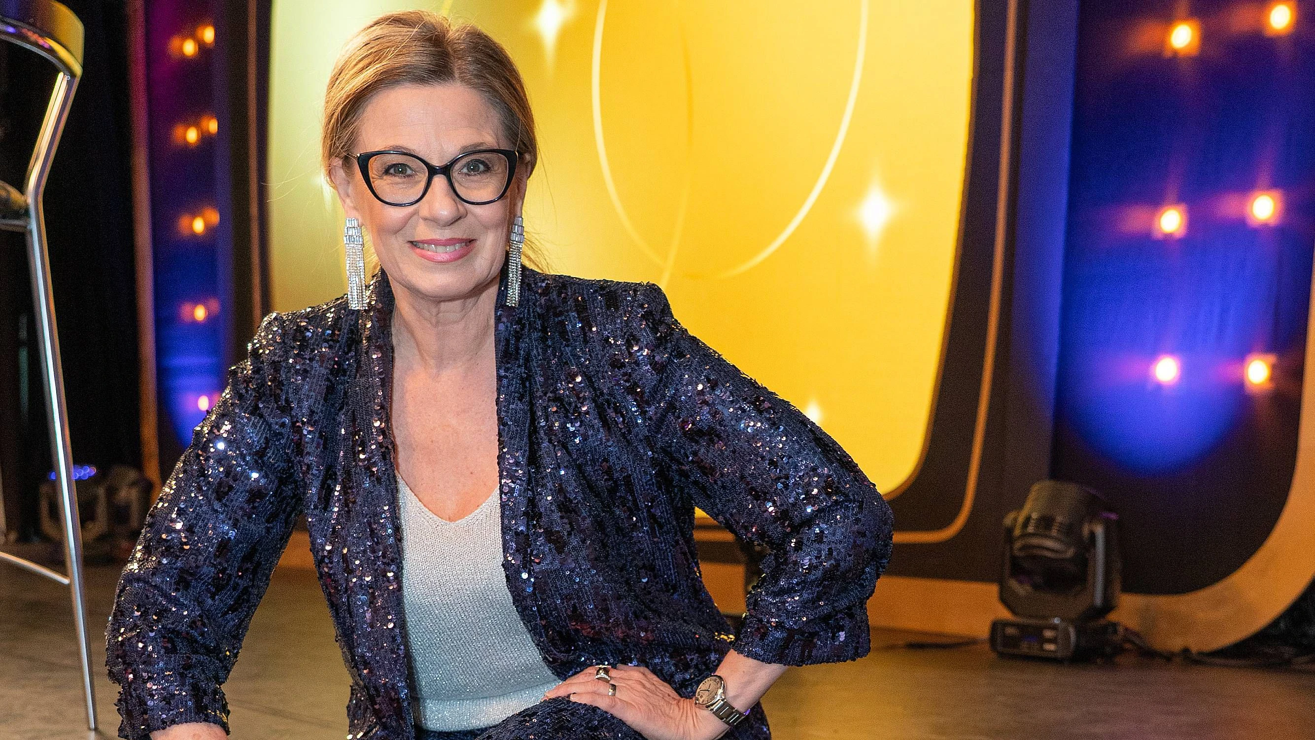 Aufzeichnung von ´Ein Fest fürs für das Fernsehen´ mit Vera Russwurm als Moderatorin, Wiener Metropol, Wien, 2.12.2025,  -  Christa KUMMER (Portrait) 