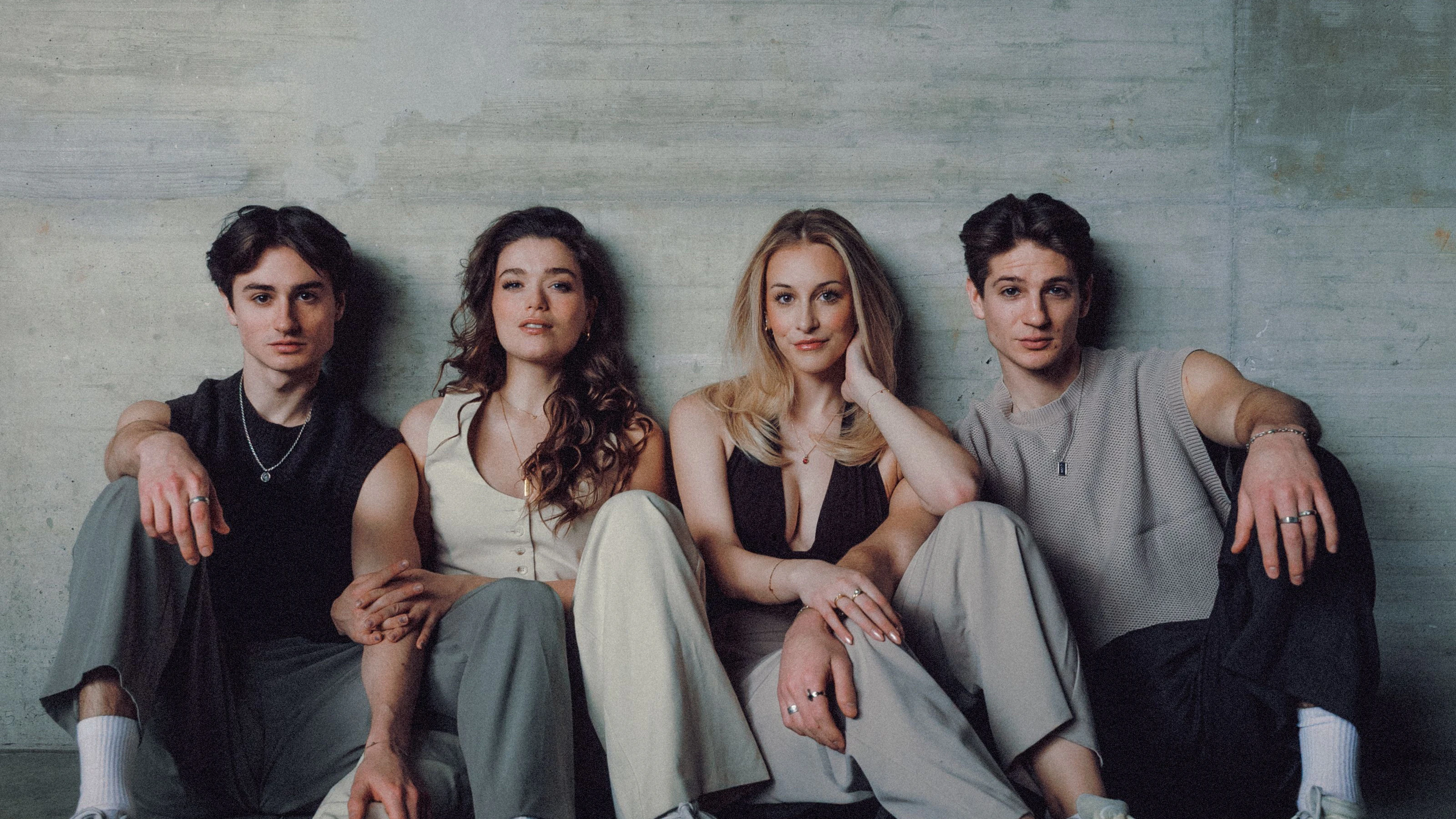 Aeneas Hollweg und Nienke Latten bekommen Unterstützung von Anna Rosa Döller und Timotheus Hollweg