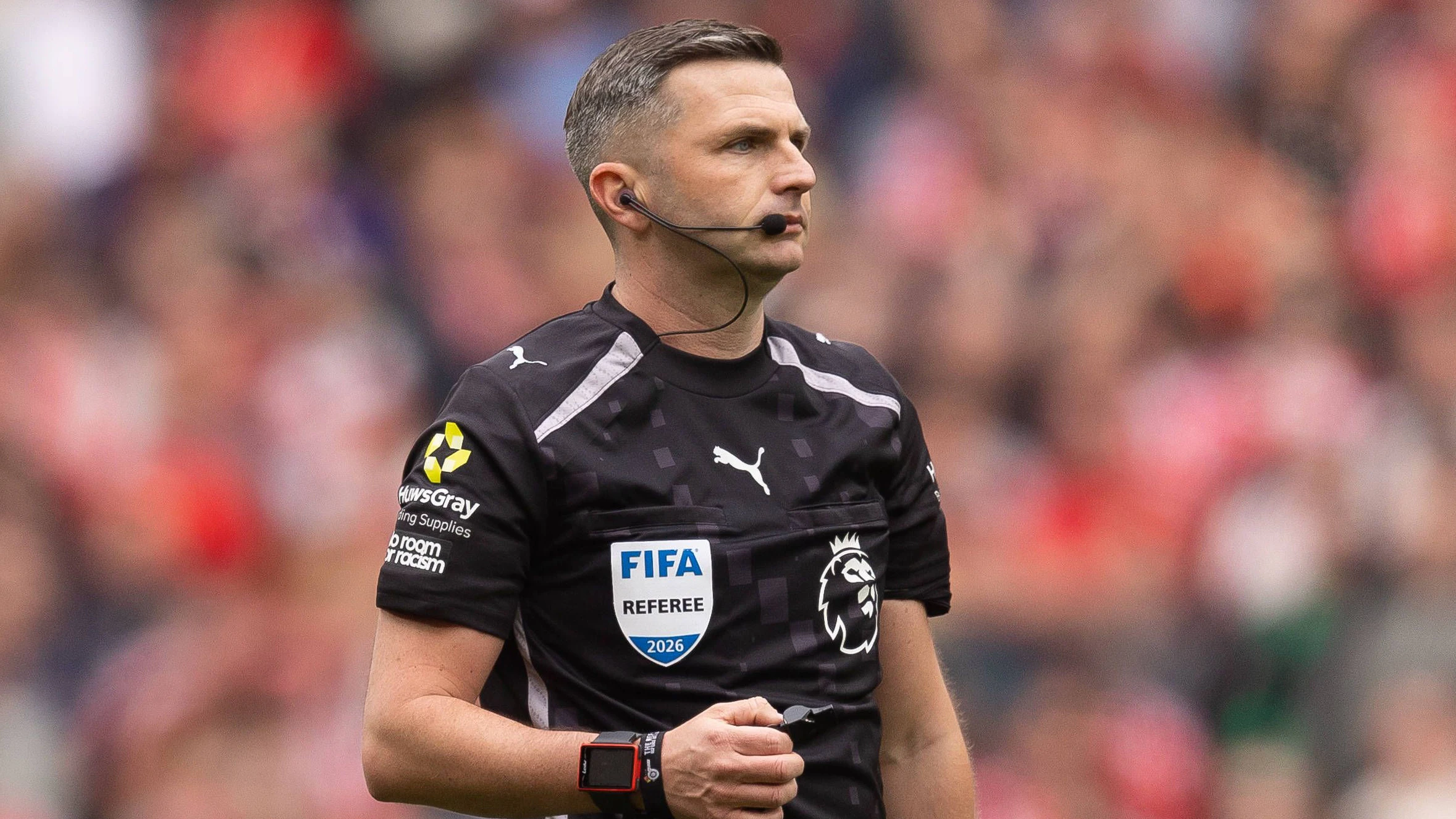 Tottenham Hotspur v Nottingham Forest, Premier League, Football, Tottenham Hotspur Stadium, London, UK - 22 Mar 2026 Referee Michael Oliver London Tottenham Hotspur Stadium Tottenham GBR, UK NEWSPAPERS OUT Copyright: xEllixBirchx