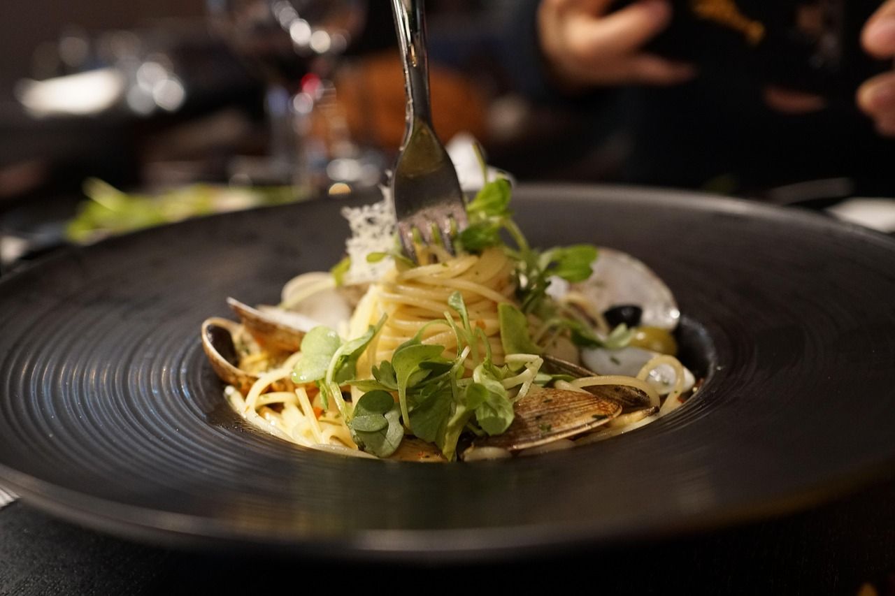 Appetitliches Spaghetti-Gericht im Restaurant