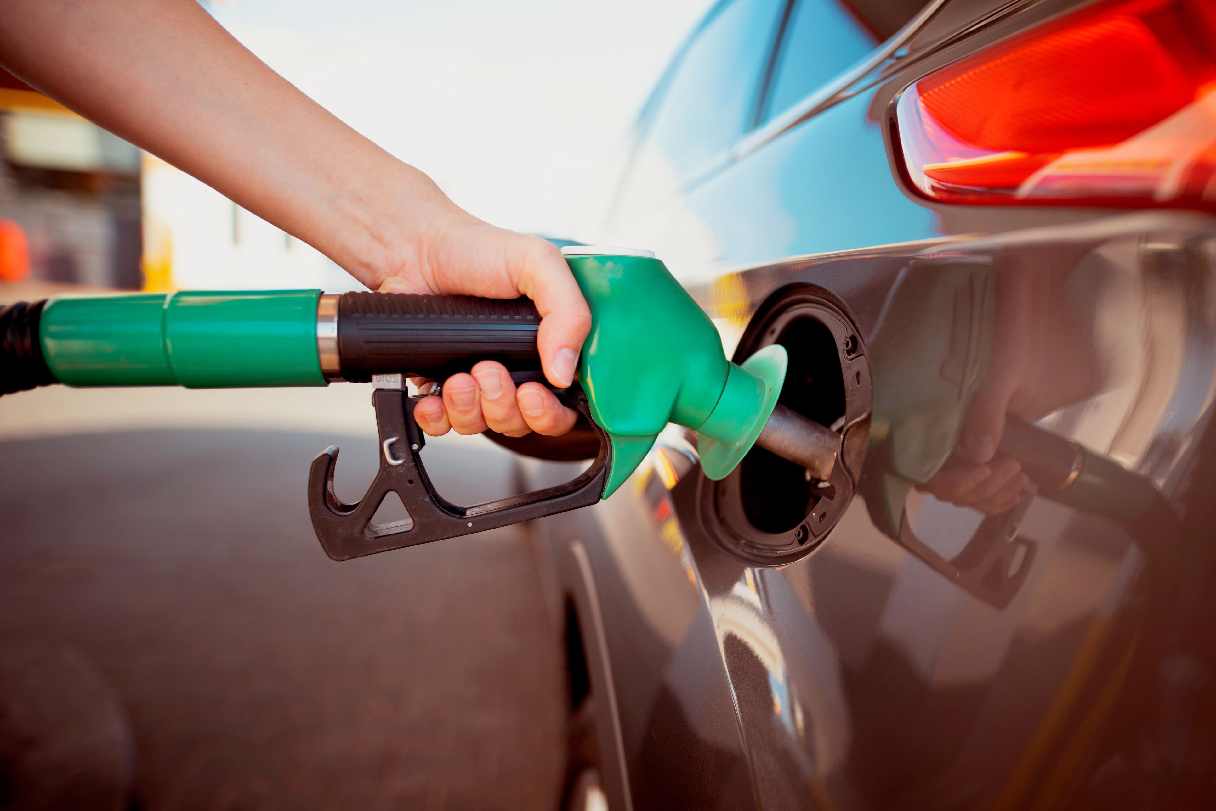 Tanken im Ausland zahlt sich nicht immer aus.