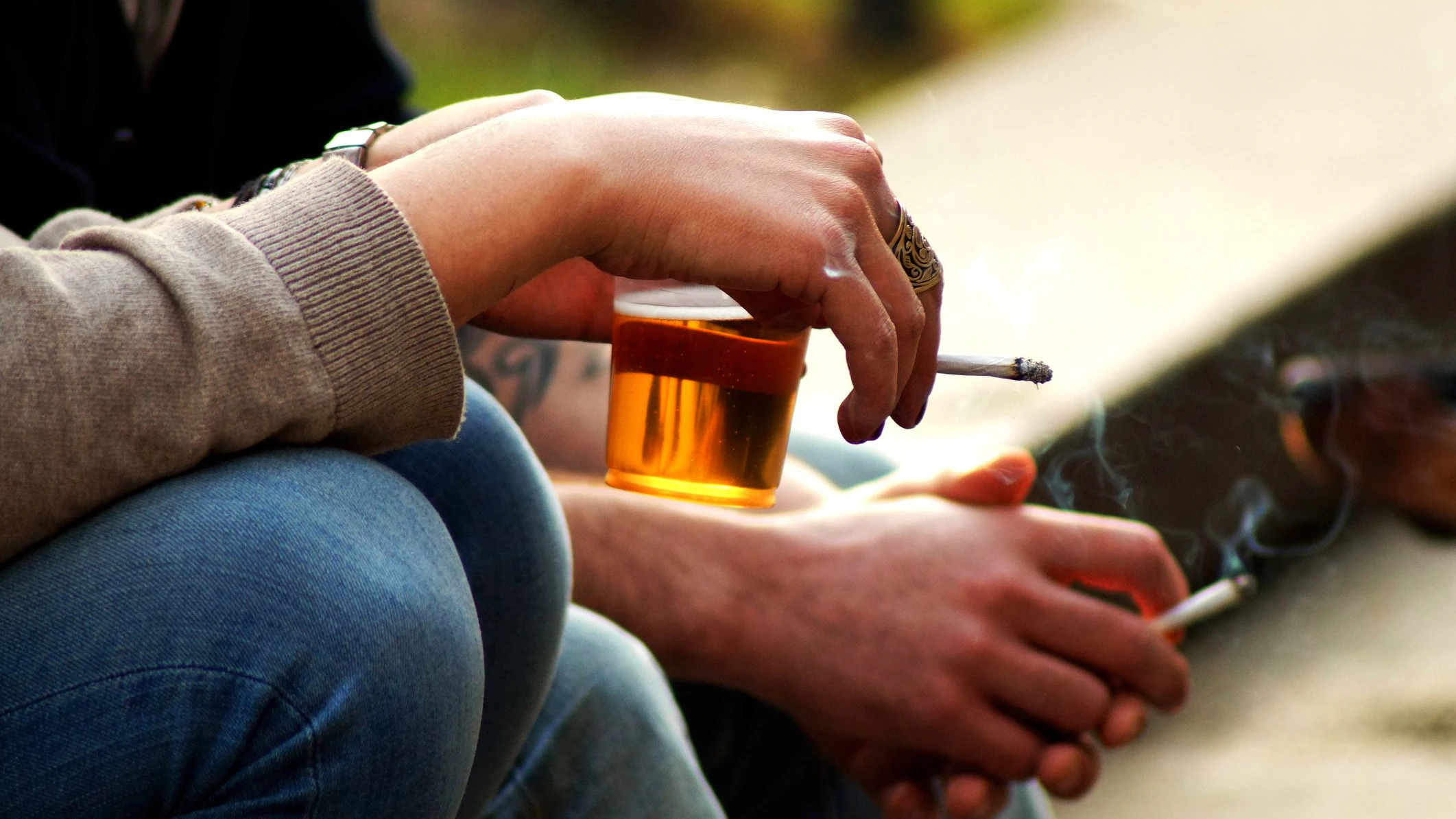 In Deutschland ist die Diskussion um eine Steuererhöhung auf Bier, Tabak und Zucker neu aufgeflammt. Symbolbild.