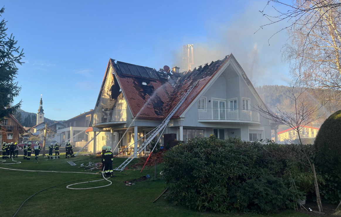 Die Feuerwehr konnte den Brand erfolgreich löschen.