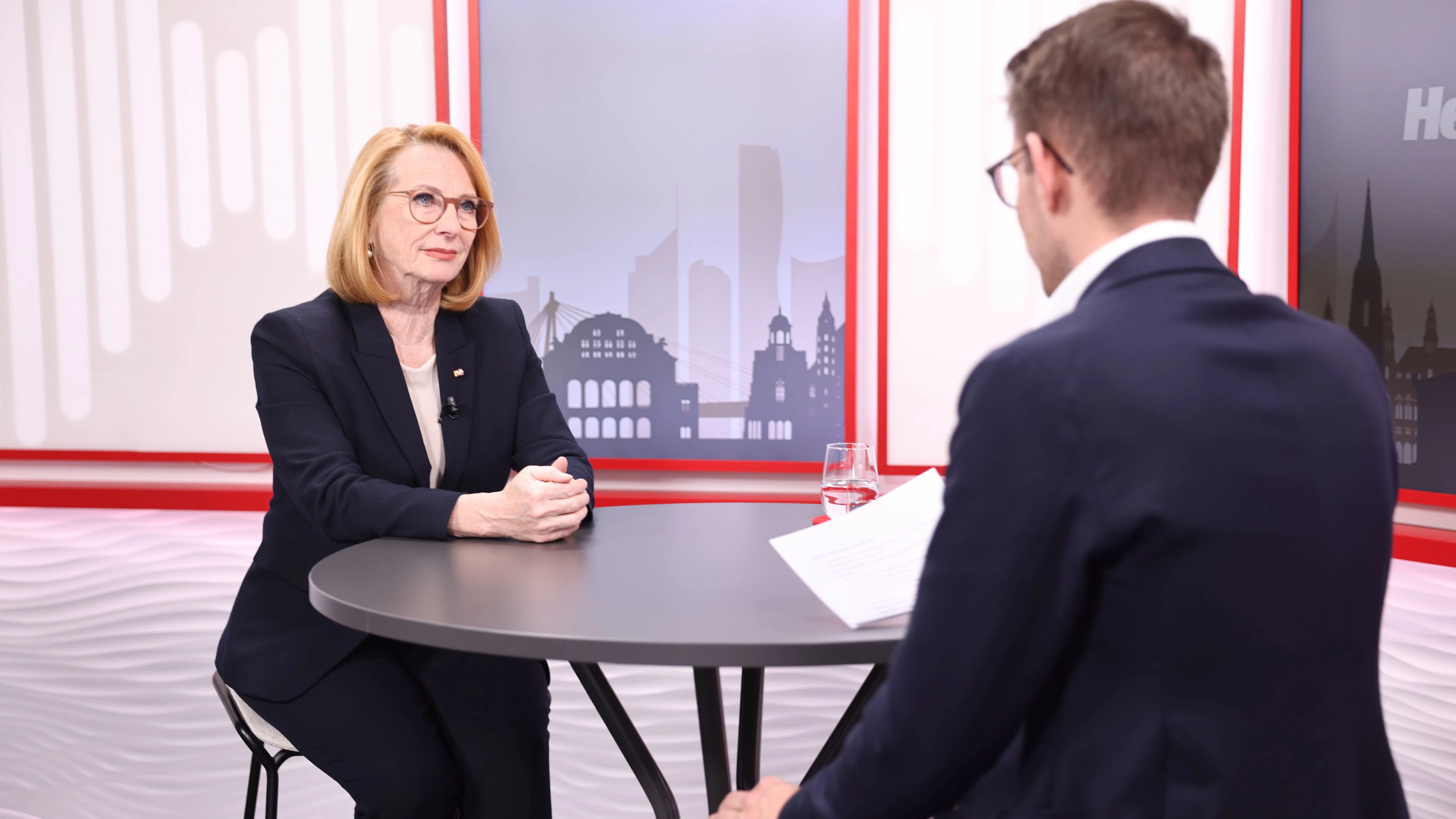 Bures im Gespräch mit "Heute"-Chefredakteur Oistric