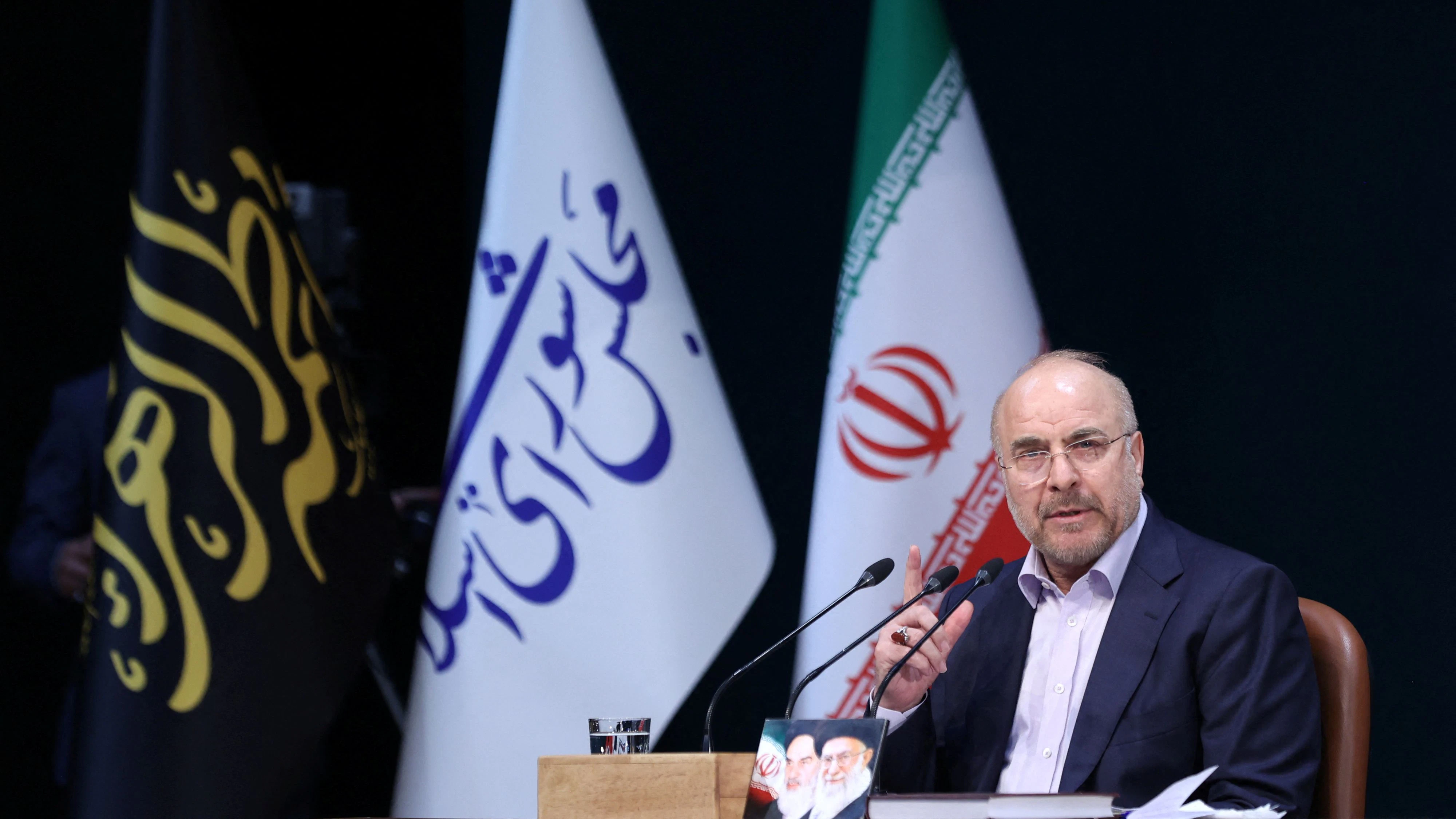 Der iranische Parlamentspräsident Mohammed Bagher Ghalibaf übt scharfe Kritik an den USA. 